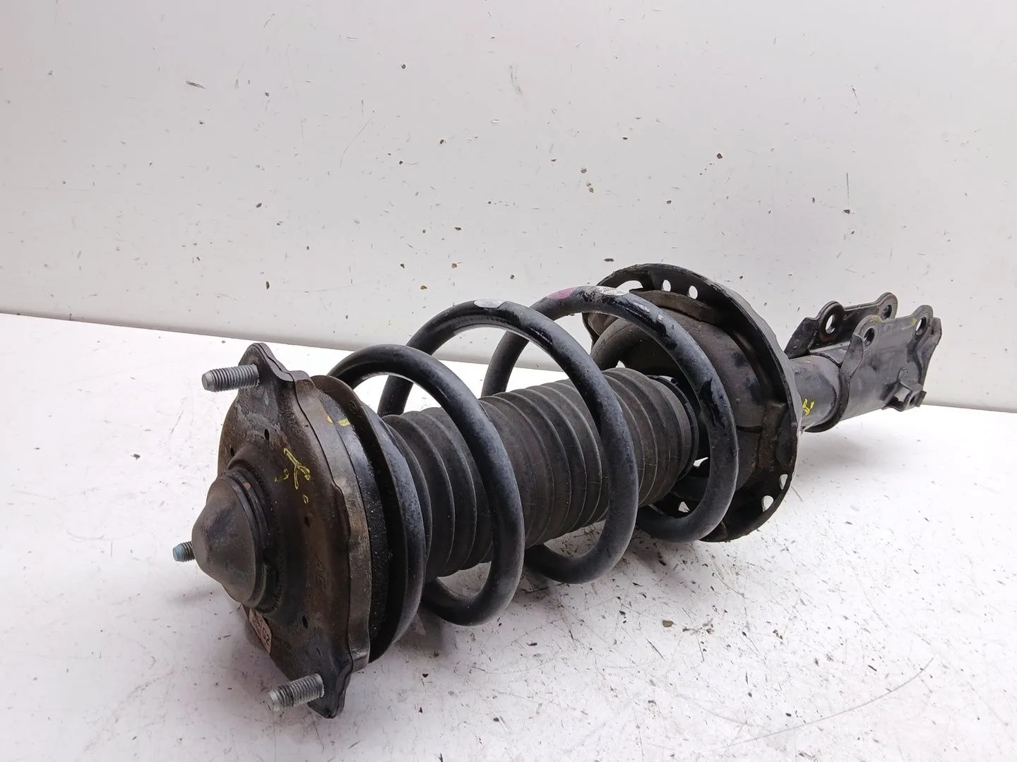 Amortiguador Delantero Izquierdo para Kia Ceed (Cd)