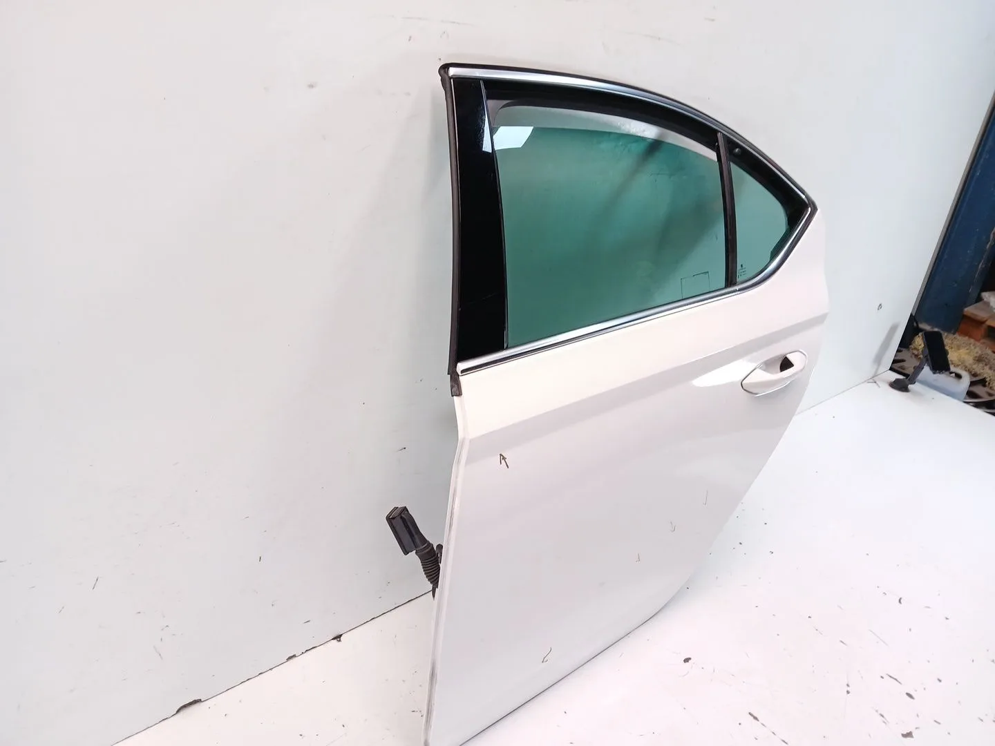 Puerta Trasera Izquierda para Skoda Octavia Iv (Nx3, Nn3, Pv3)