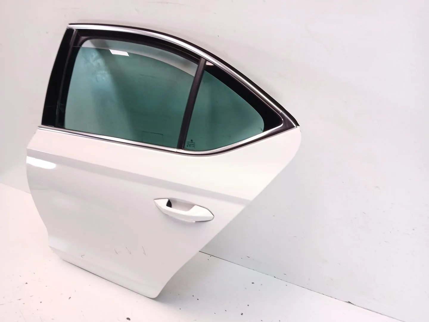 Puerta Trasera Izquierda para Skoda Octavia Iv (Nx3, Nn3, Pv3)