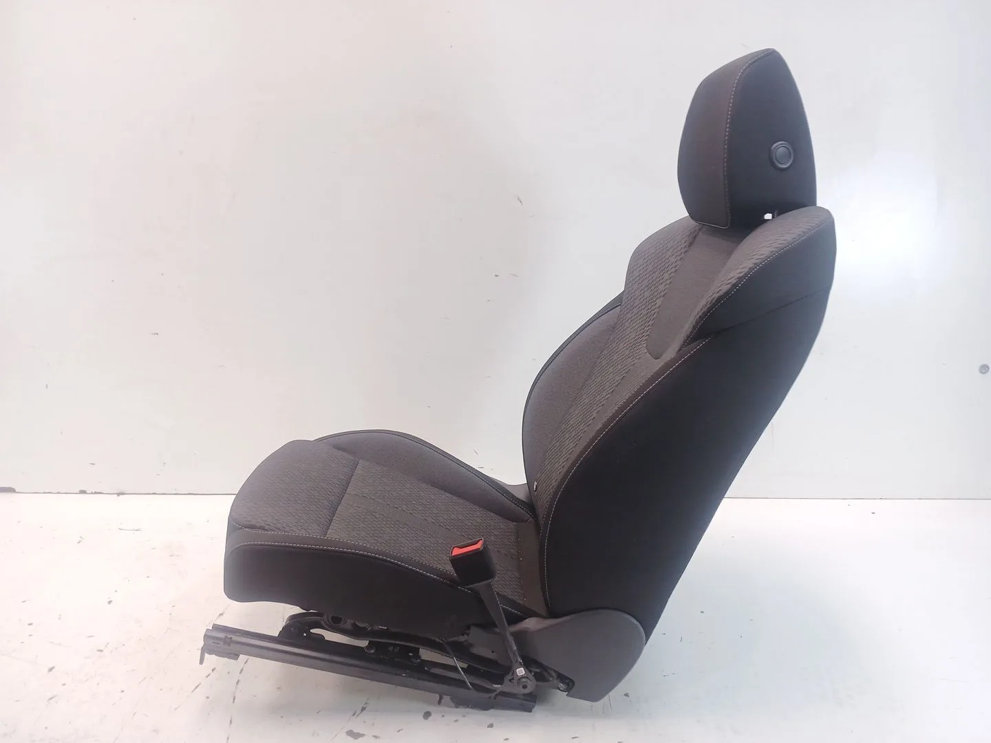 Asiento Delantero Derecho para Skoda Octavia Iv (Nx3, Nn3, Pv3)