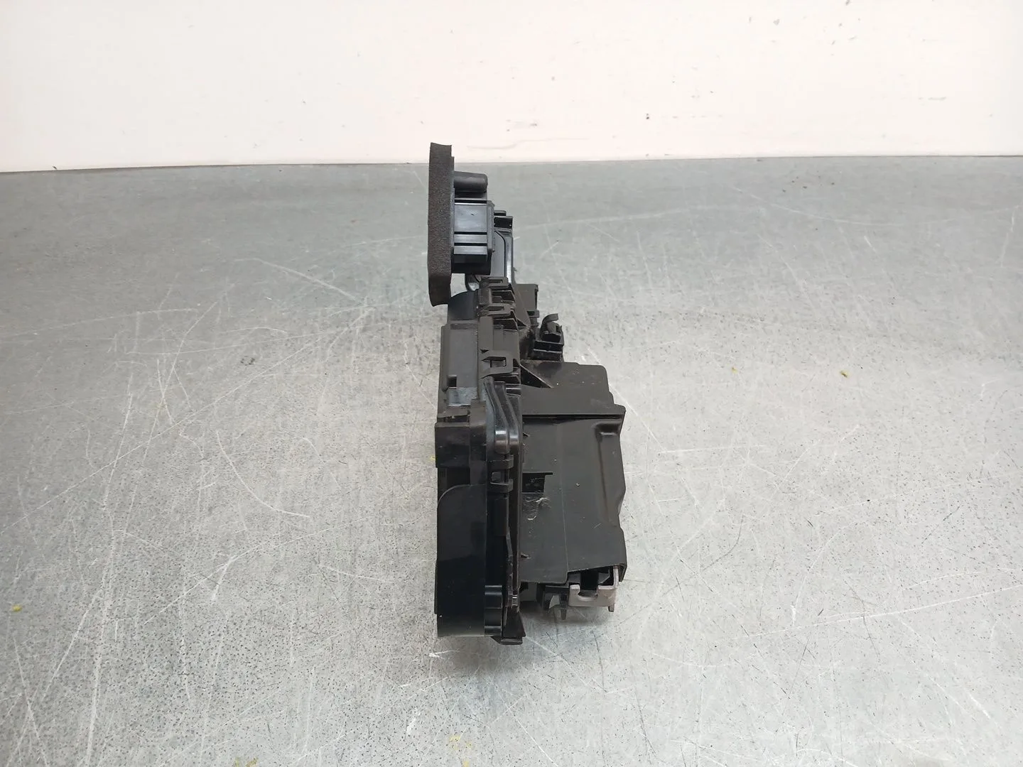 Cerradura Puerta Delantera Izquierda para Skoda Octavia Iv (Nx3, Nn3, Pv3)
