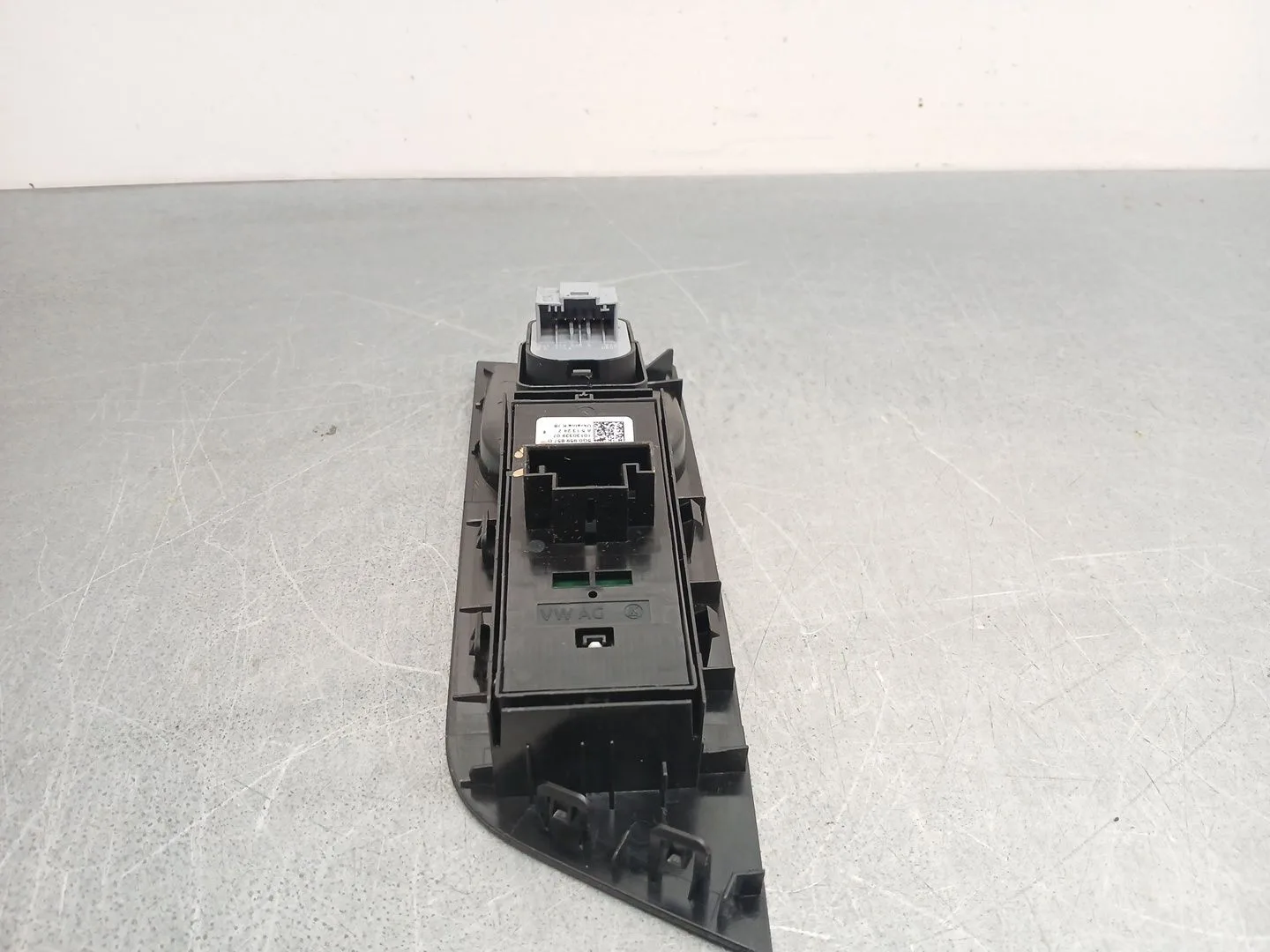 Mando Elevalunas Delantero Izquierdo para Skoda Octavia Iv (Nx3, Nn3, Pv3)