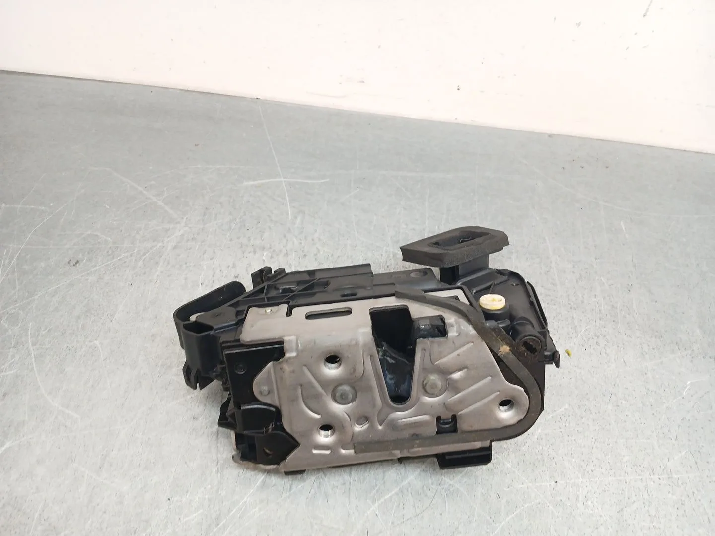 Cerradura Puerta Trasera Derecha para Skoda Octavia Iv (Nx3, Nn3, Pv3)