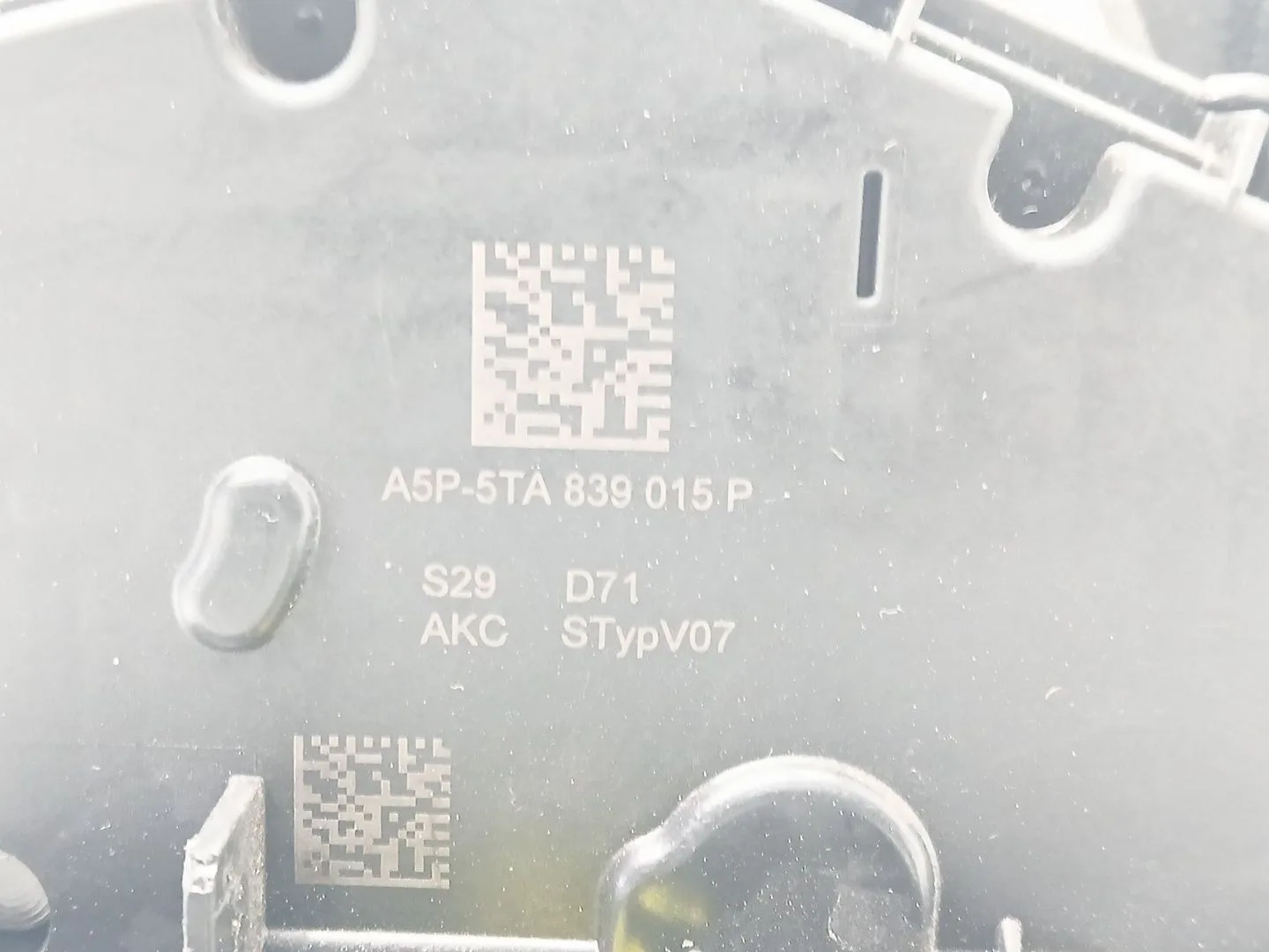 Cerradura Puerta Trasera Izquierda para Skoda Octavia Iv (Nx3, Nn3, Pv3)