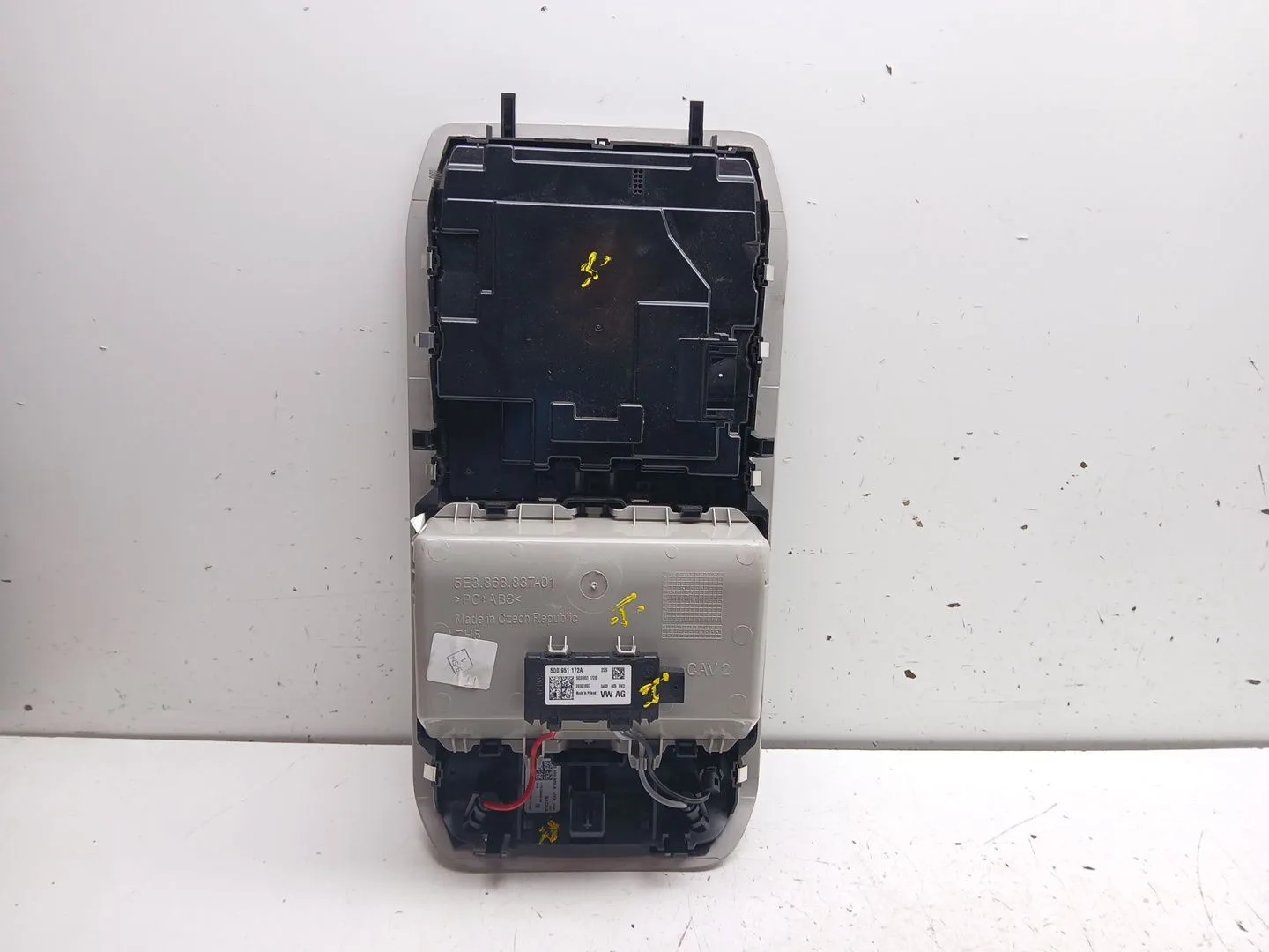 Luz Interior Delantera Central para Skoda Octavia Iv (Nx3, Nn3, Pv3)