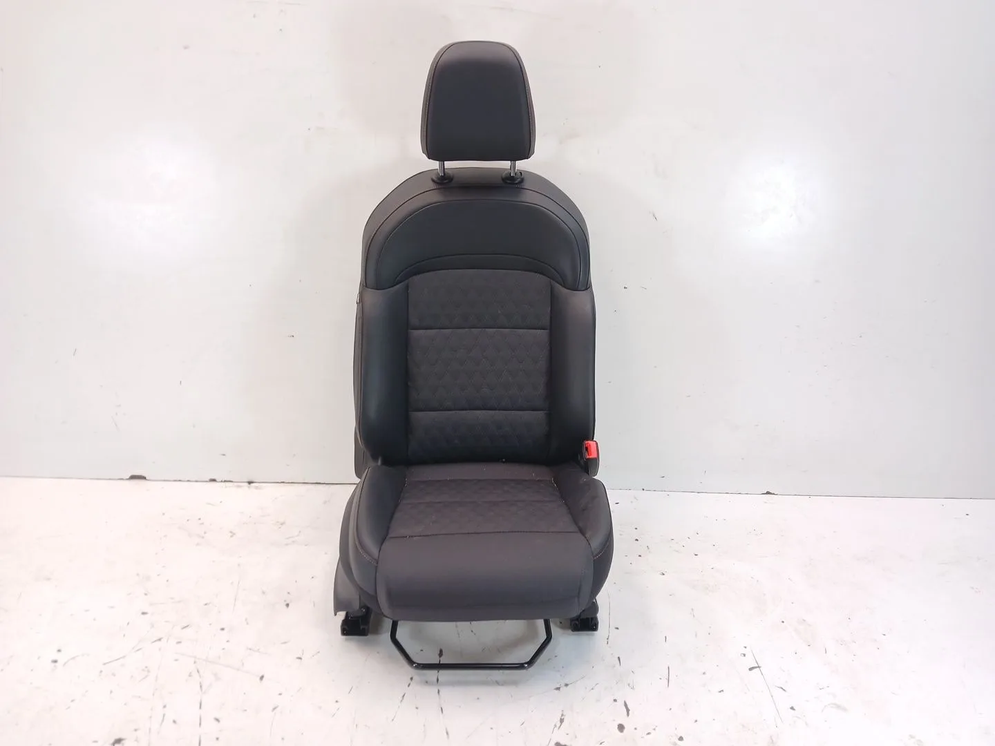 Asiento Delantero Derecho para Mg Mg 3 1.5 Hybrid (2024 - 0) 1498Ccm 75Kw