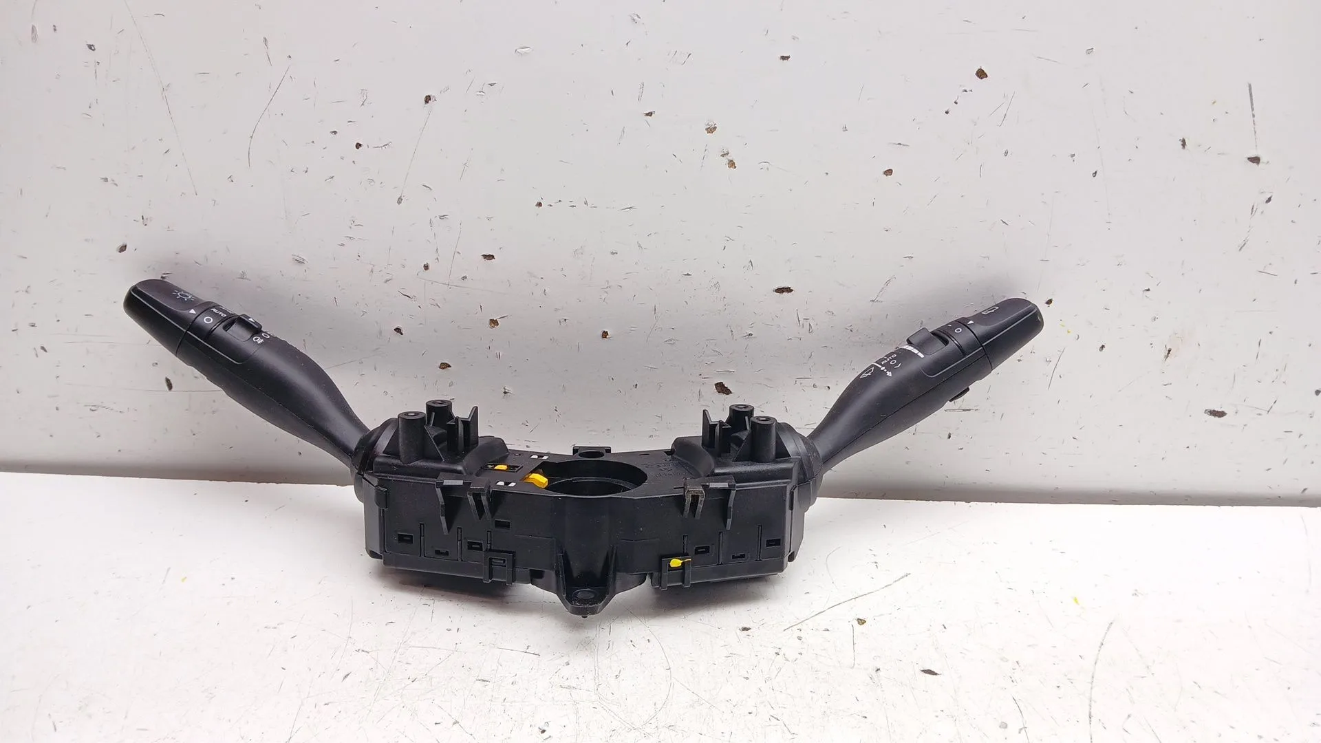 Mando Multifuncion para Kia Ceed (Cd)