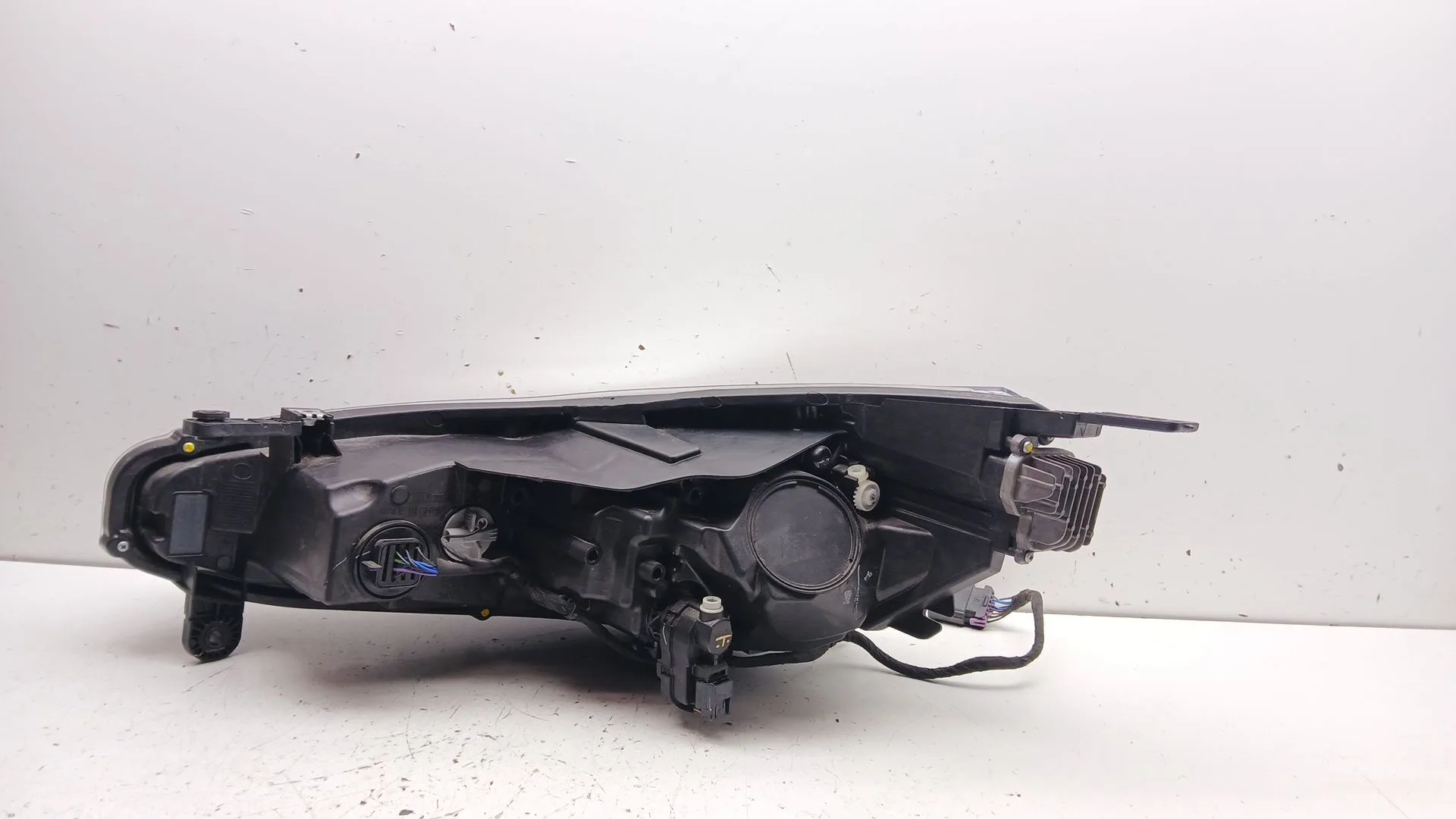 Faro Derecho para Mg Mg 3 1.5 Hybrid (2024 - 0) 1498Ccm 75Kw