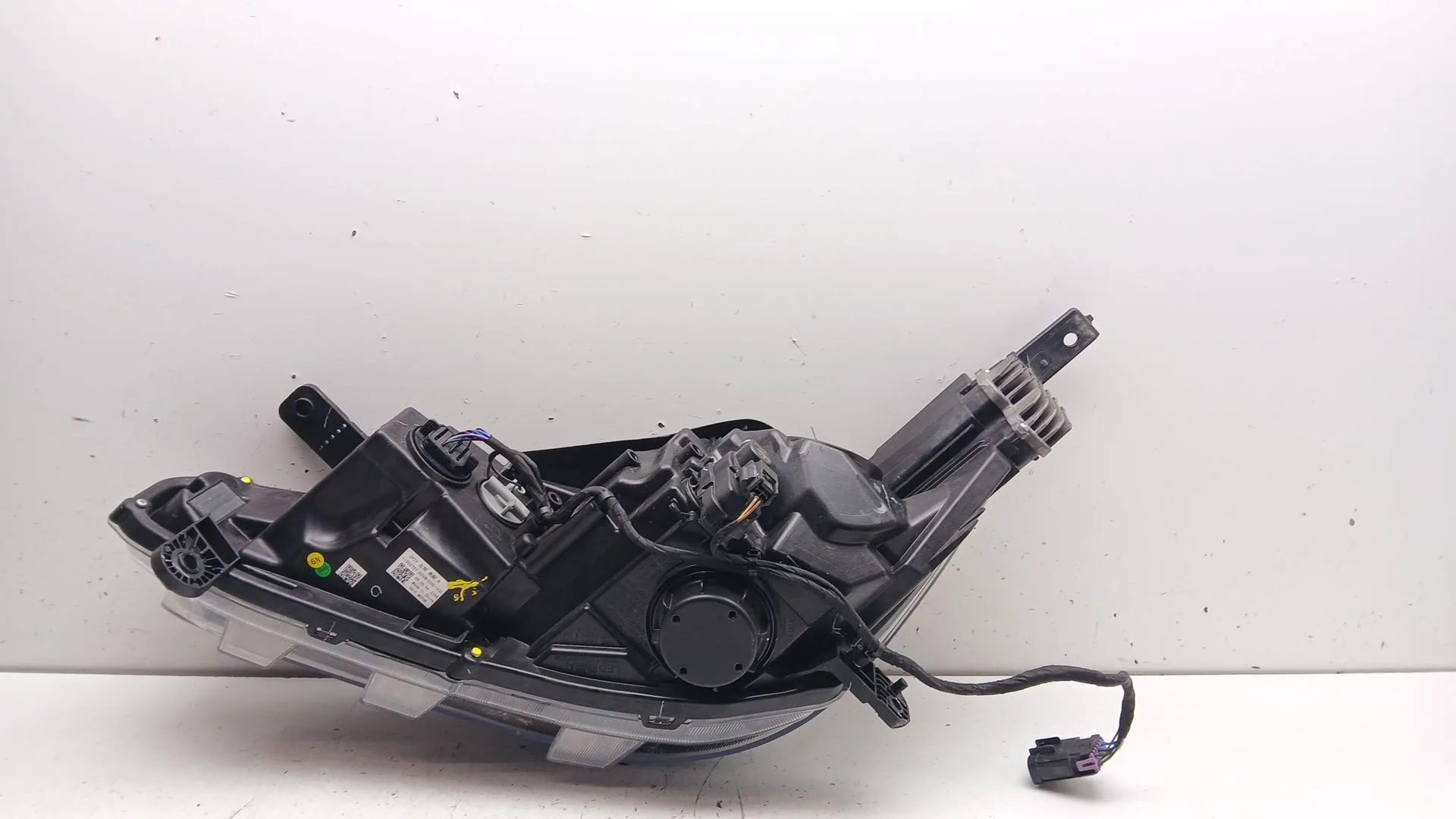 Faro Derecho para Mg Mg 3 1.5 Hybrid (2024 - 0) 1498Ccm 75Kw