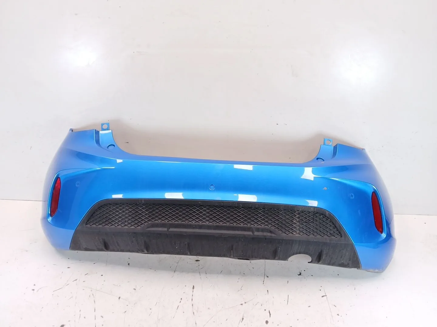 Paragolpes Trasero para Mg Mg 3 1.5 Hybrid (2024 - 0) 1498Ccm 75Kw