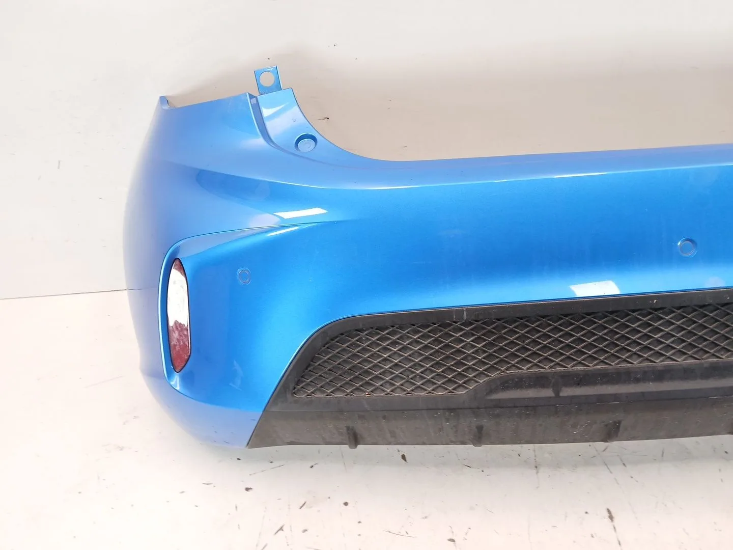 Paragolpes Trasero para Mg Mg 3 1.5 Hybrid (2024 - 0) 1498Ccm 75Kw