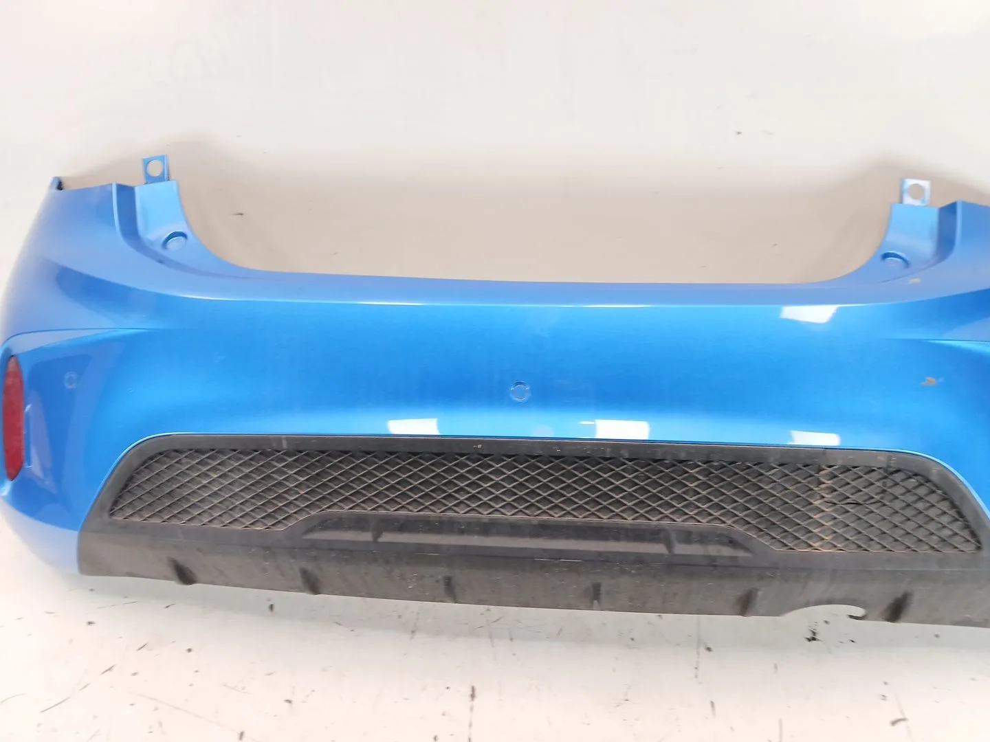 Paragolpes Trasero para Mg Mg 3 1.5 Hybrid (2024 - 0) 1498Ccm 75Kw