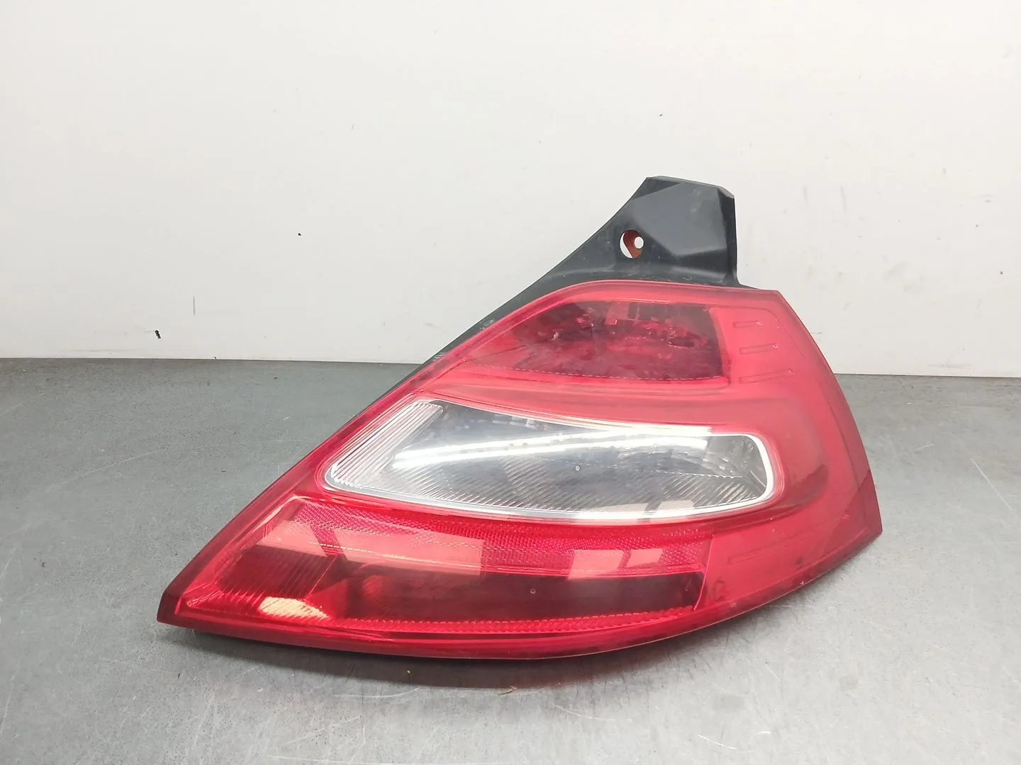 Piloto Trasero Derecho para Renault Megane Ii (Bm0/1_, Cm0/1_)