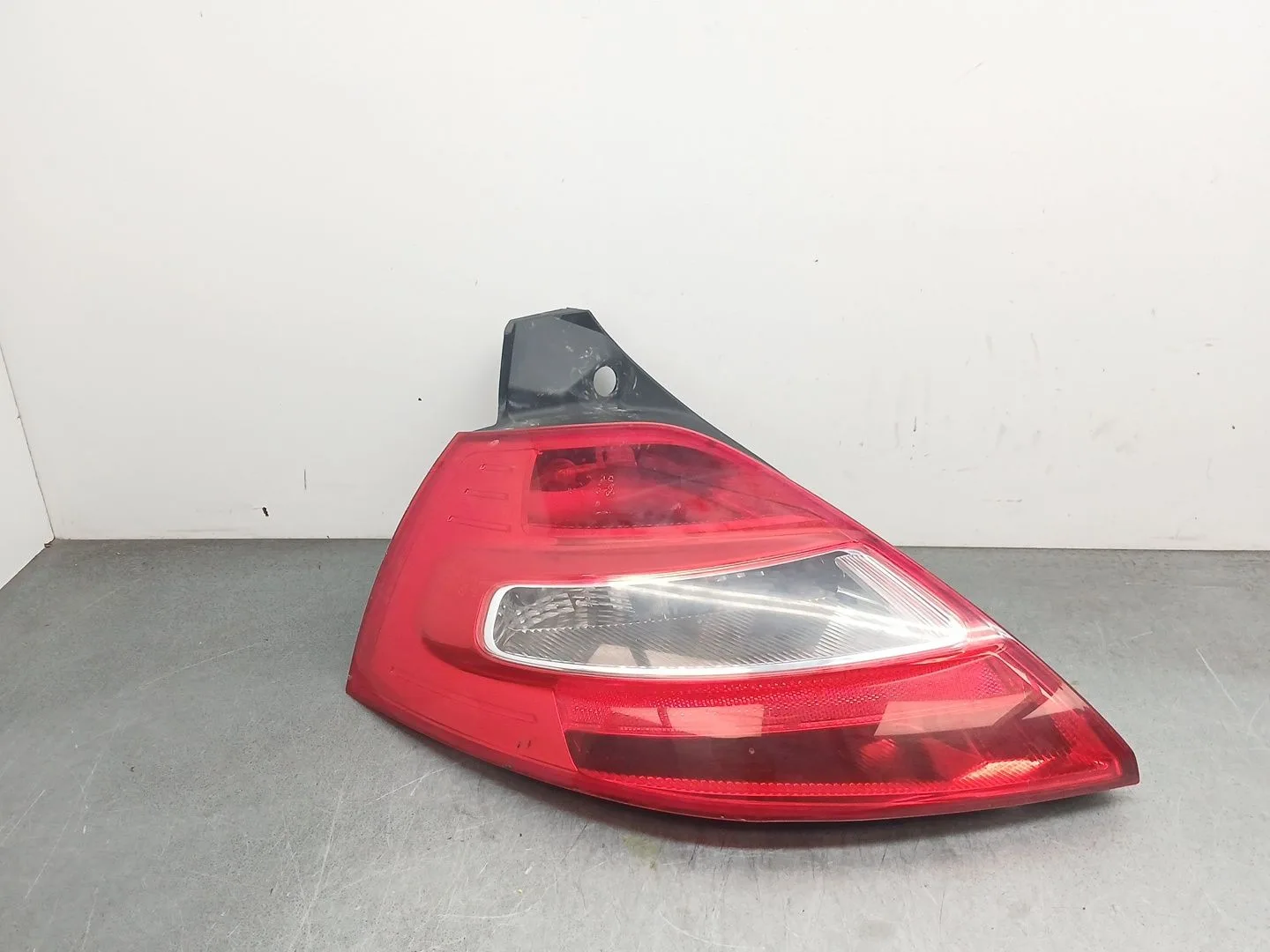 Piloto Trasero Izquierdo para Renault Megane Ii (Bm0/1_, Cm0/1_)