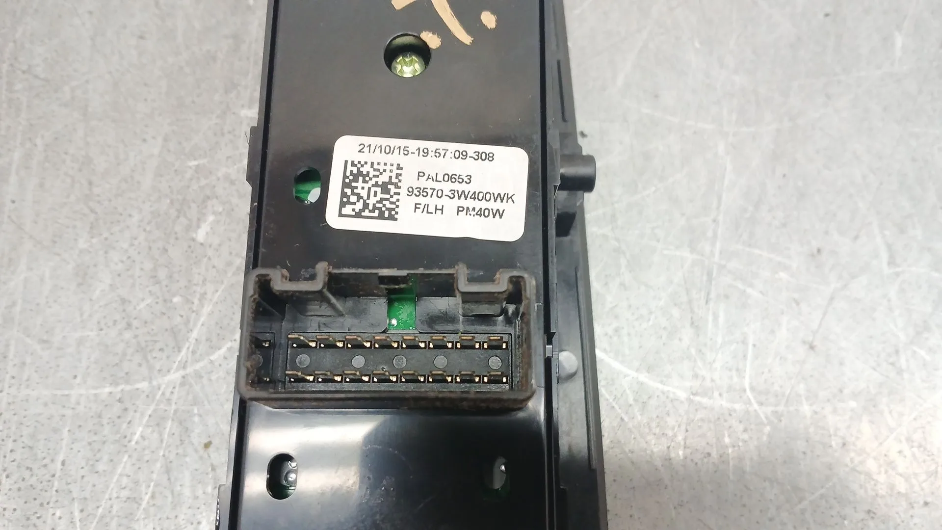 Mando Elevalunas Delantero Izquierdo para Kia Sportage Iv (Ql, Qle)