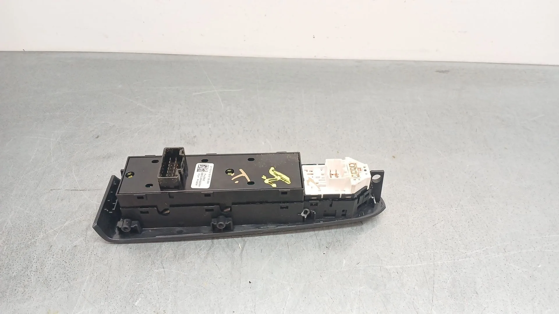 Mando Elevalunas Delantero Izquierdo para Kia Sportage Iv (Ql, Qle)