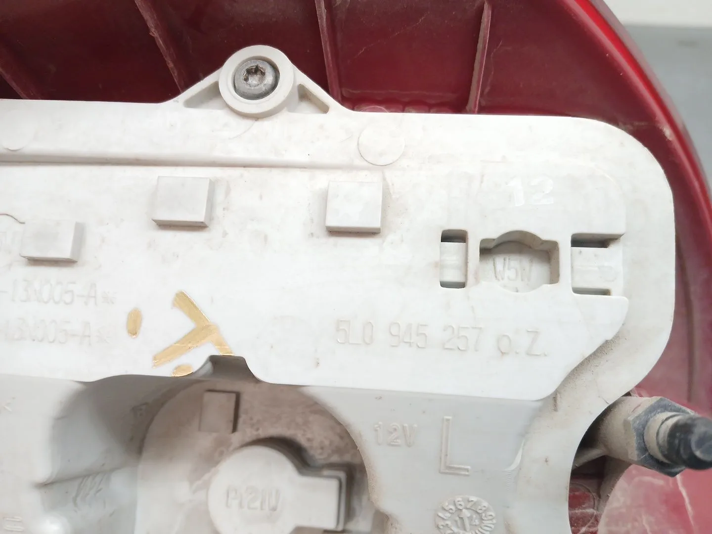 Piloto Trasero Izquierdo para Skoda Yeti (5L)