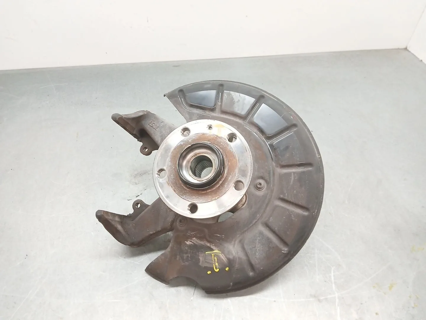 Mangueta Delantera Izquierda para Skoda Yeti (5L)
