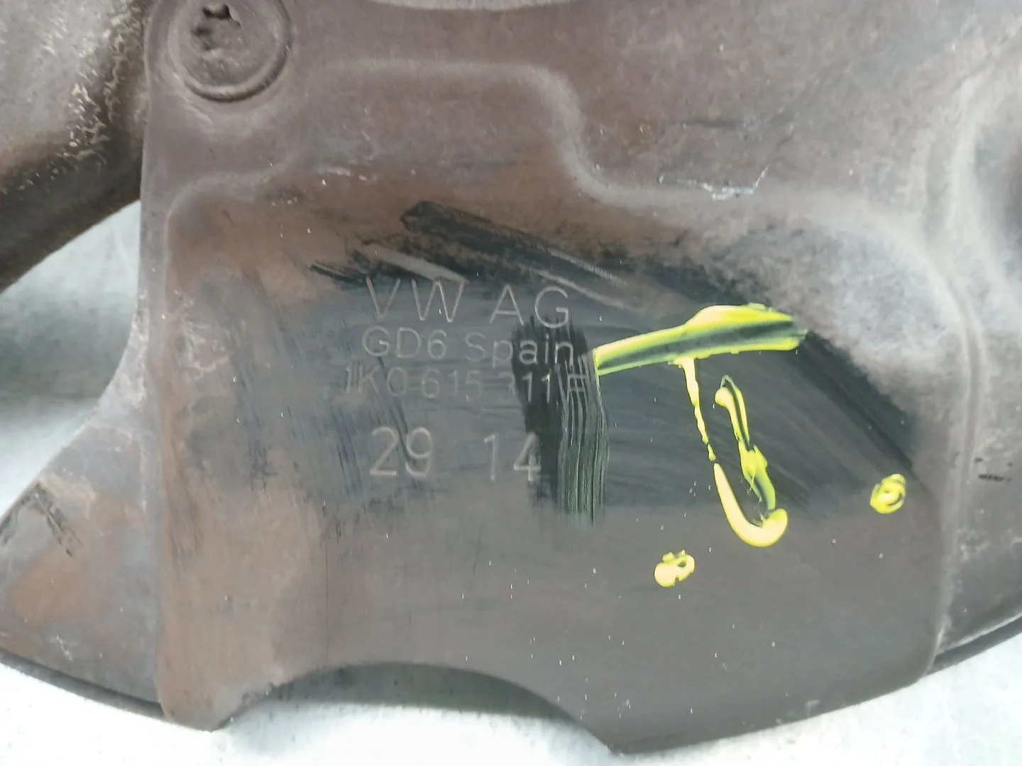 Mangueta Delantera Izquierda para Skoda Yeti (5L)