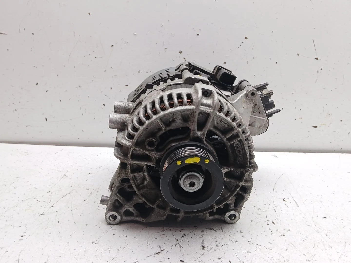 Alternador para Ford Puma (J2K, Cf7)