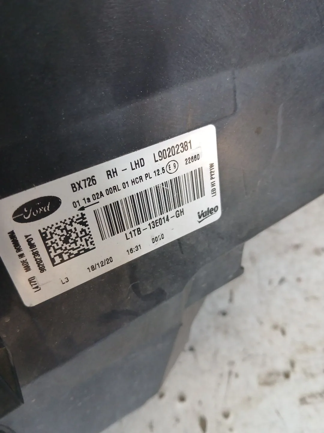 Faro Derecho para Ford Puma (J2K, Cf7)