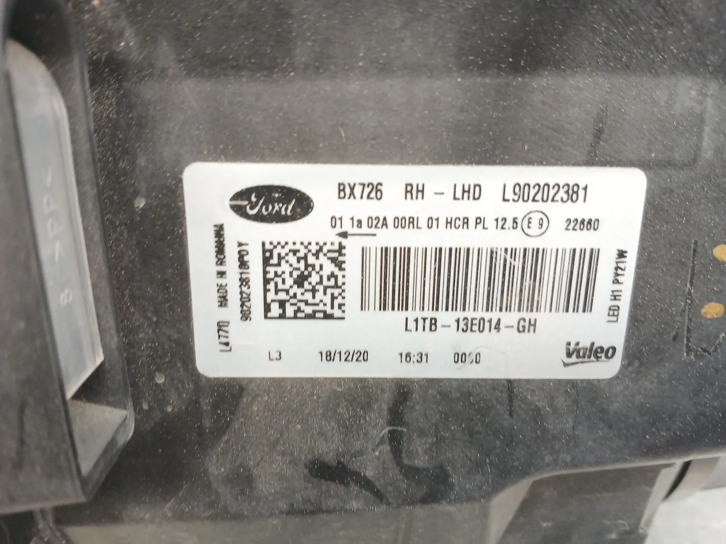Faro Derecho para Ford Puma (J2K, Cf7)