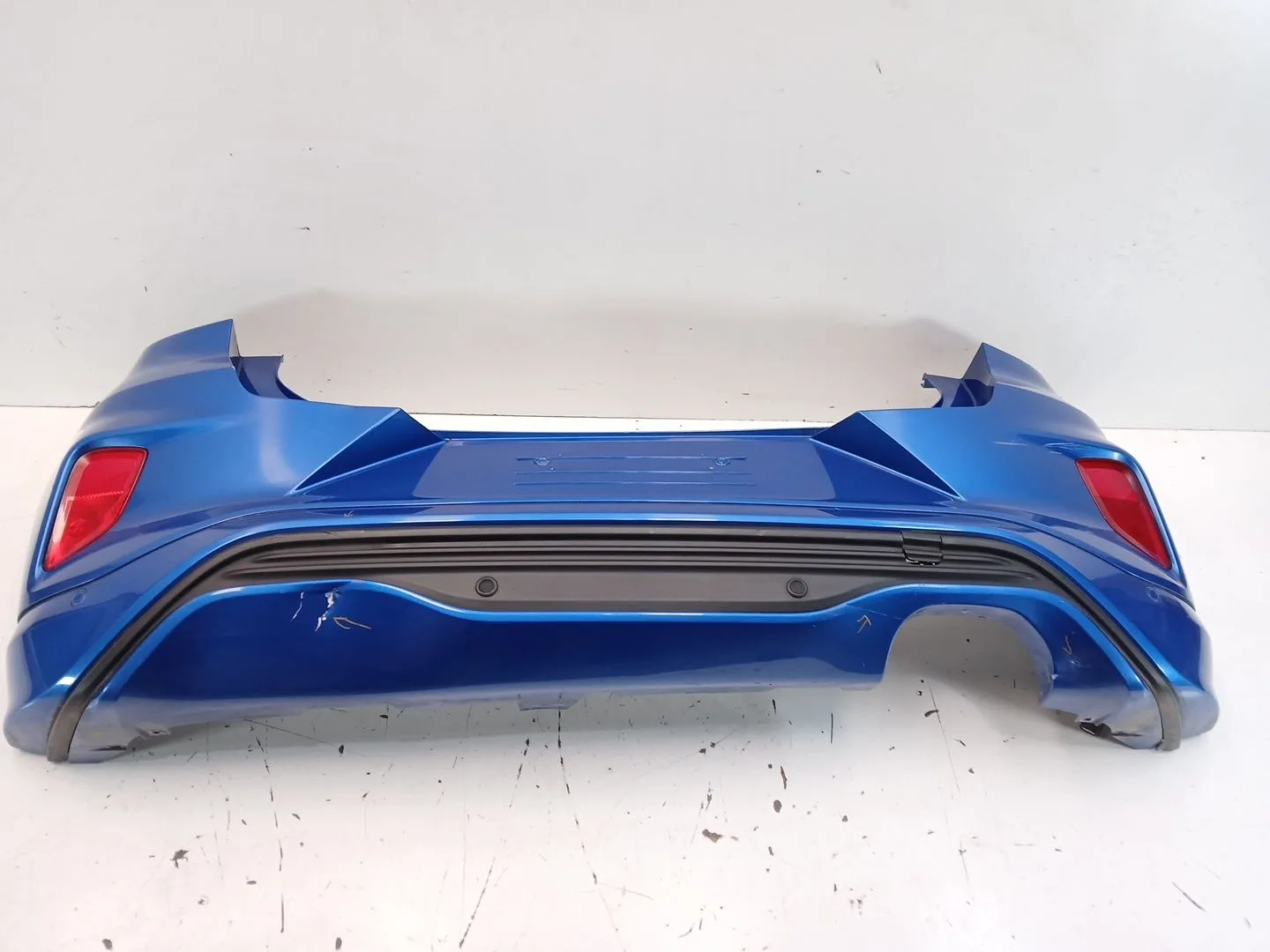 Paragolpes Trasero para Ford Puma (J2K, Cf7)