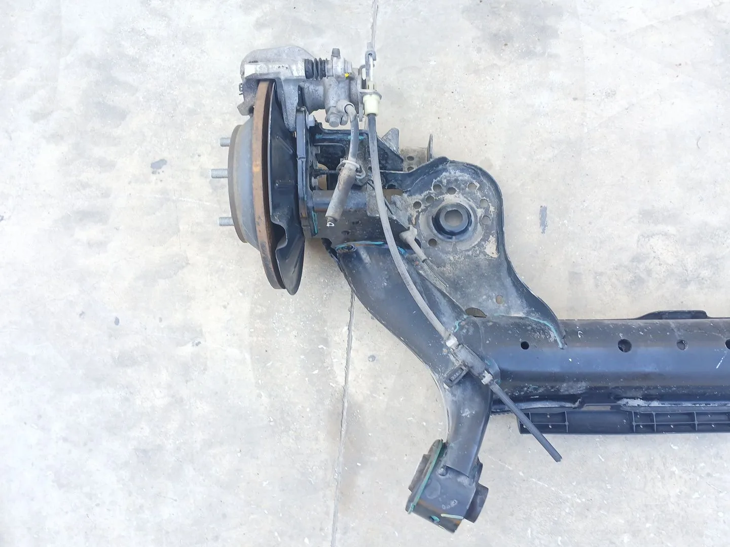 Puente Trasero para Ford Puma (J2K, Cf7)