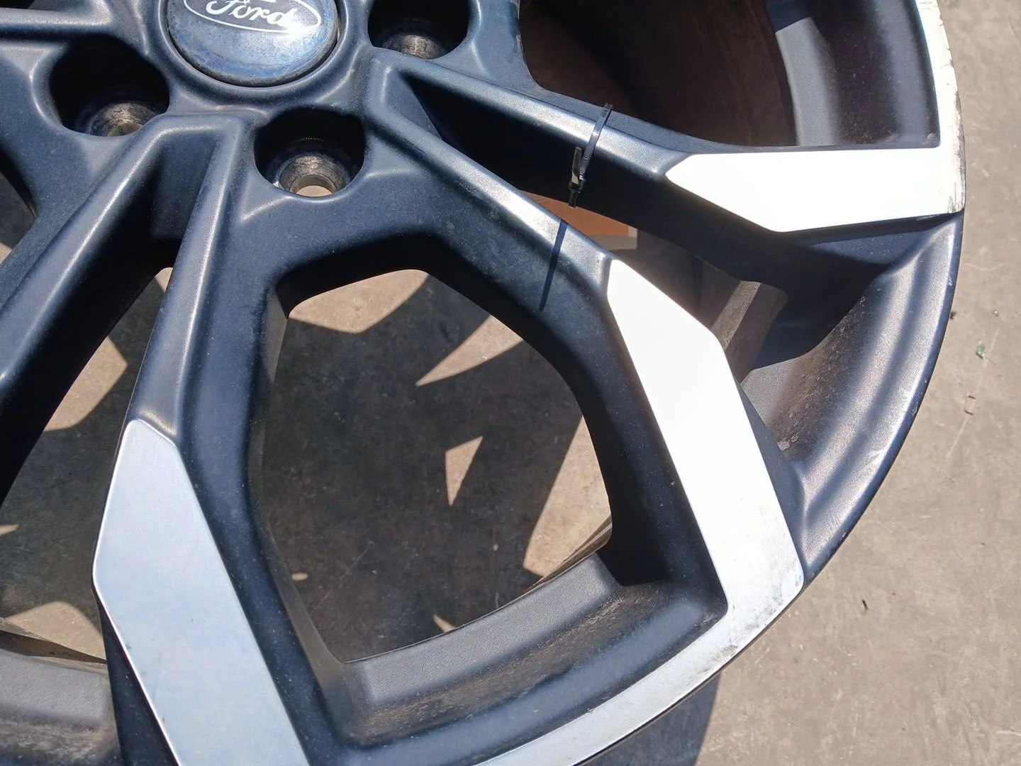 Llanta para Ford Puma (J2K, Cf7)