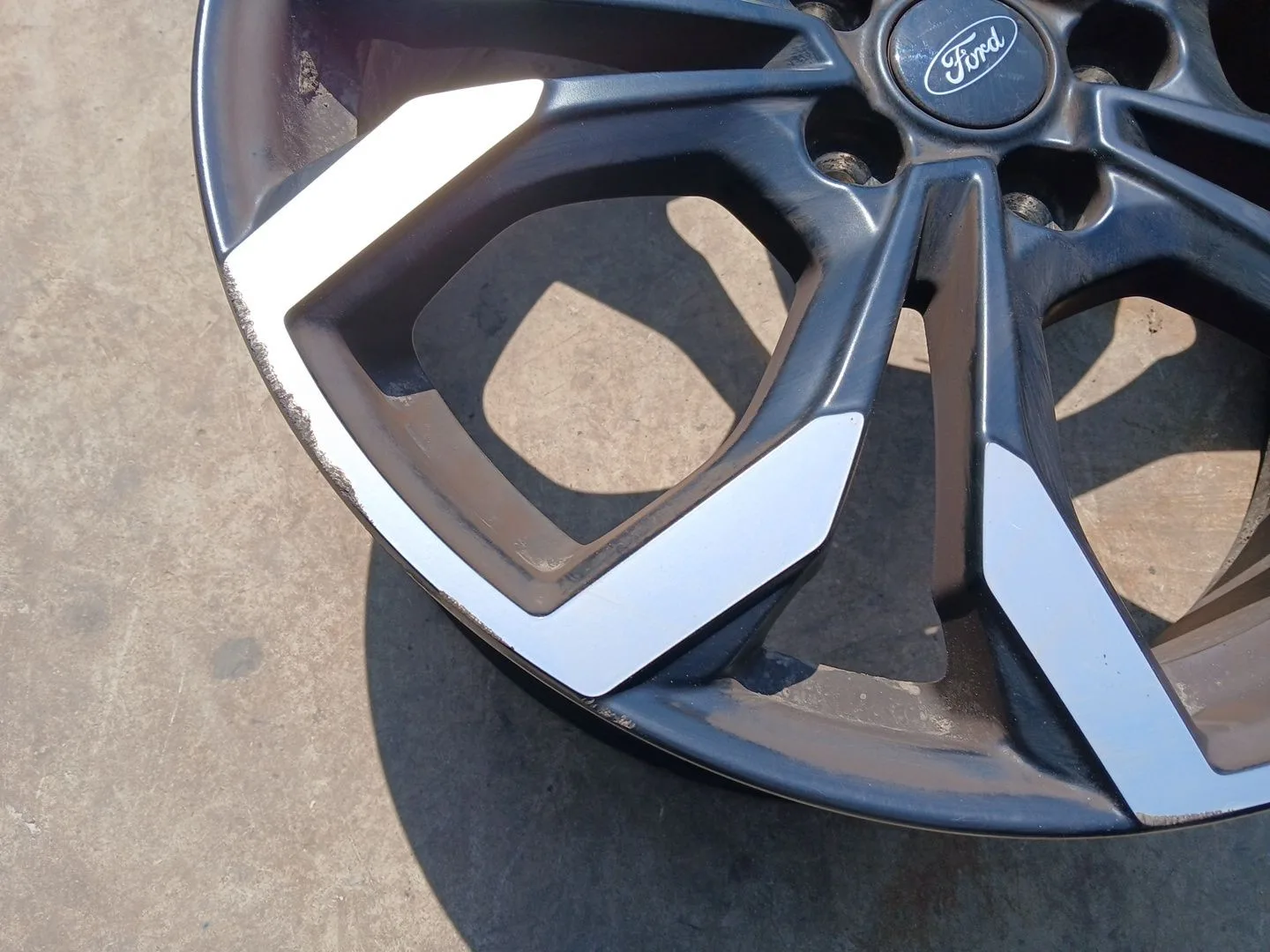 Llanta para Ford Puma (J2K, Cf7)