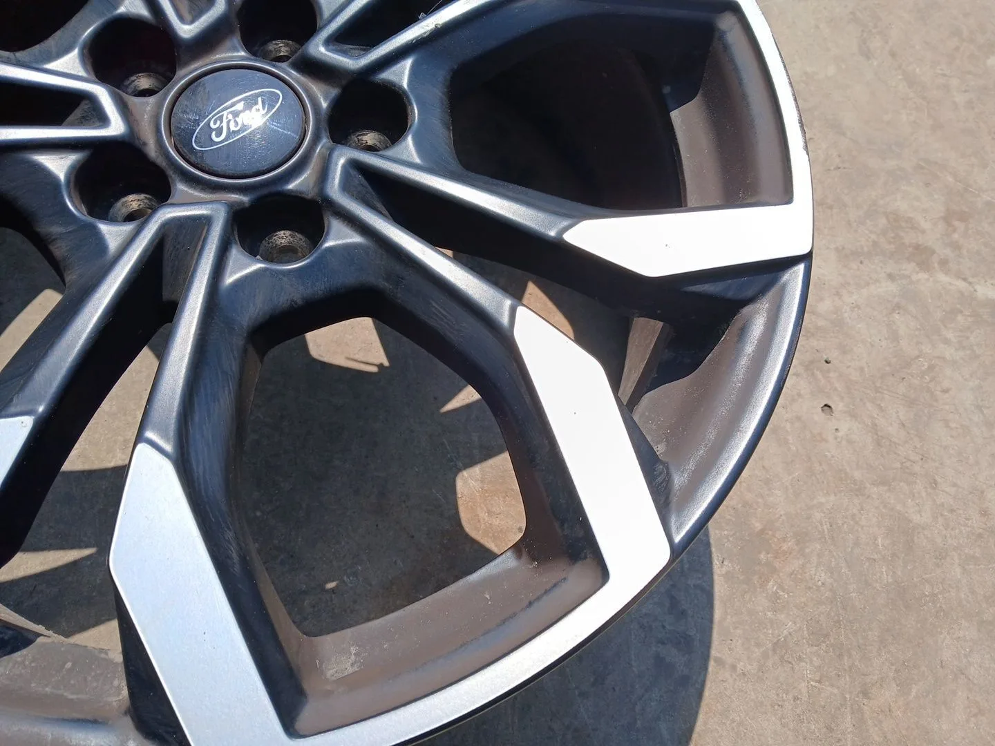 Llanta para Ford Puma (J2K, Cf7)