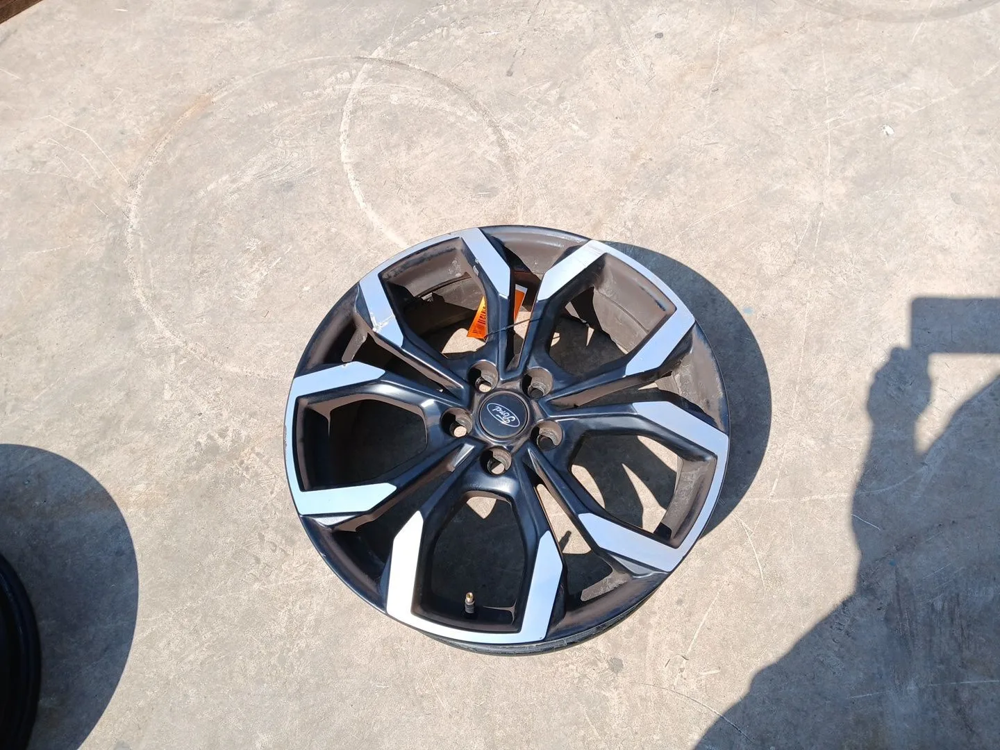 Llanta para Ford Puma (J2K, Cf7)