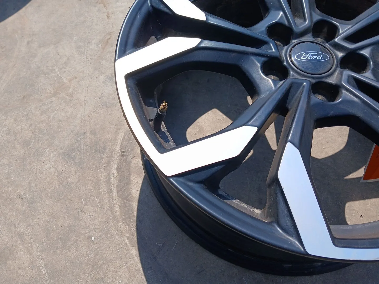 Llanta para Ford Puma (J2K, Cf7)