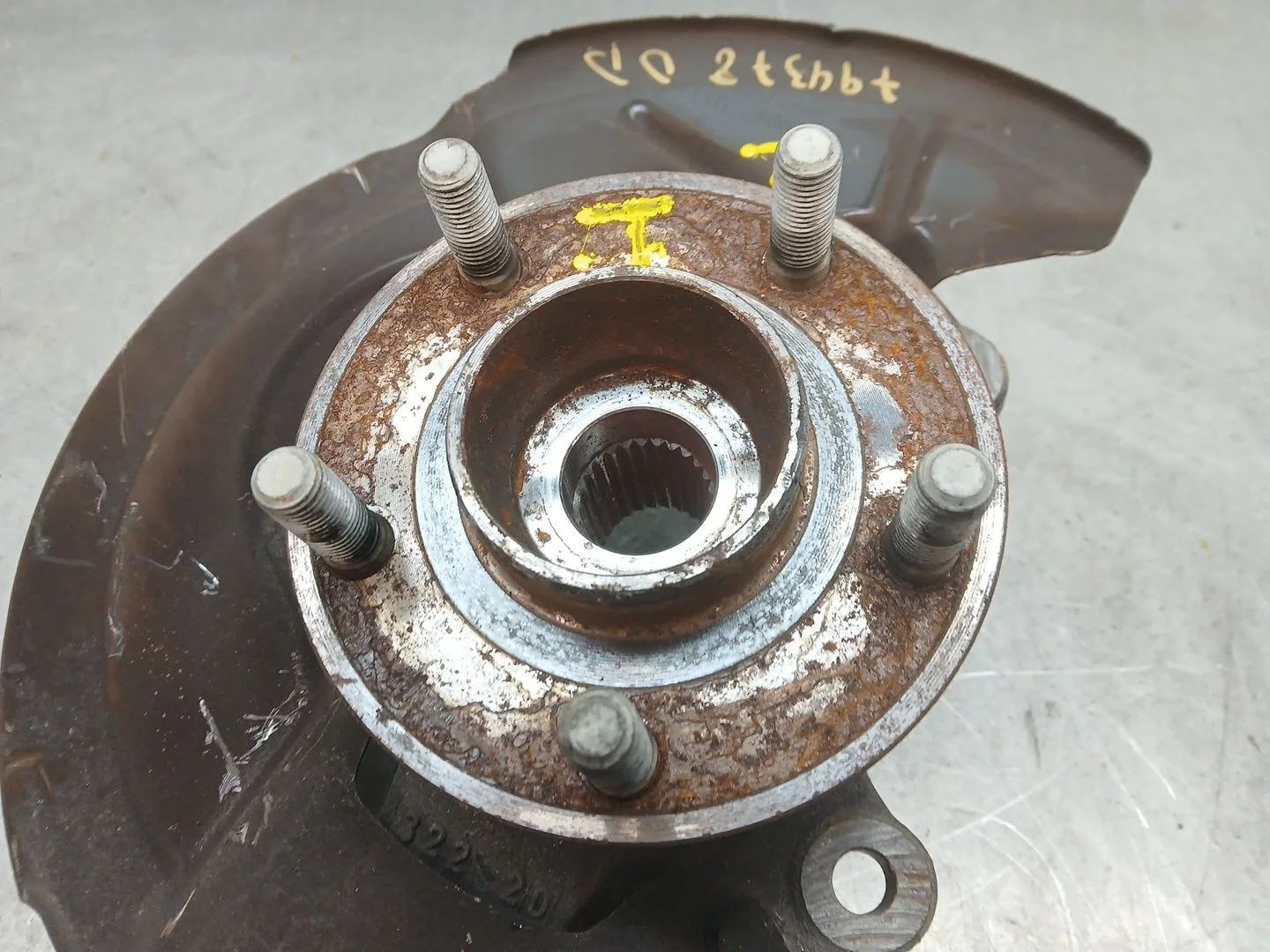 Mangueta Delantera Derecha para Ford Puma (J2K, Cf7)