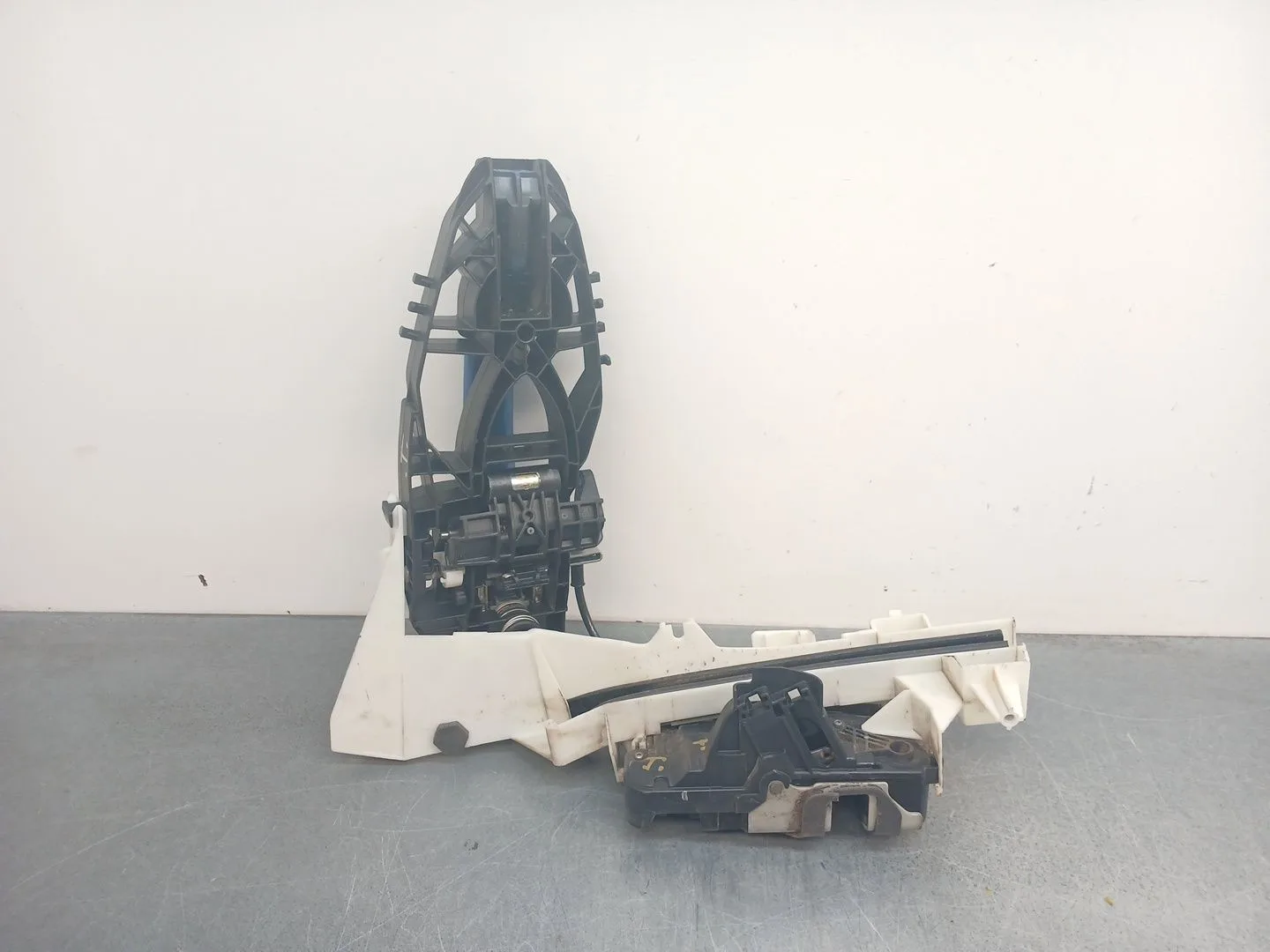 Cerradura Puerta Delantera Izquierda para Ford Puma (J2K, Cf7)