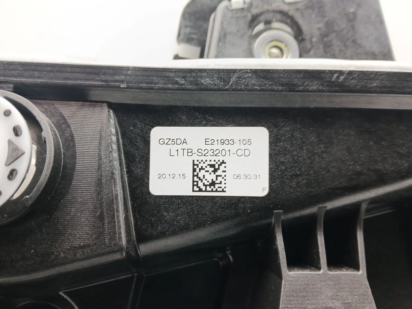 Elevalunas Delantero Izquierdo para Ford Puma (J2K, Cf7)