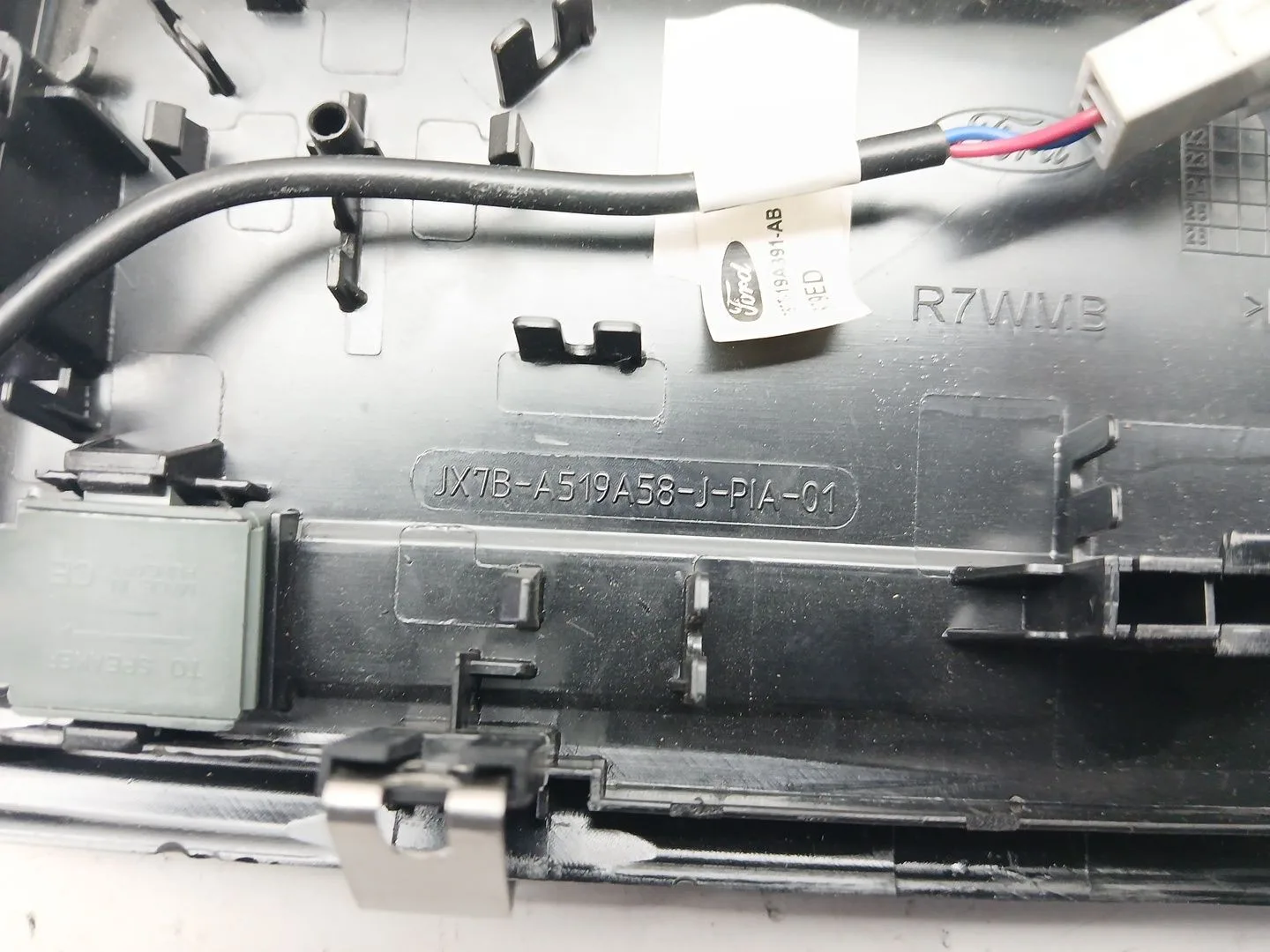 Luz Interior Delantera Central para Ford Puma (J2K, Cf7)