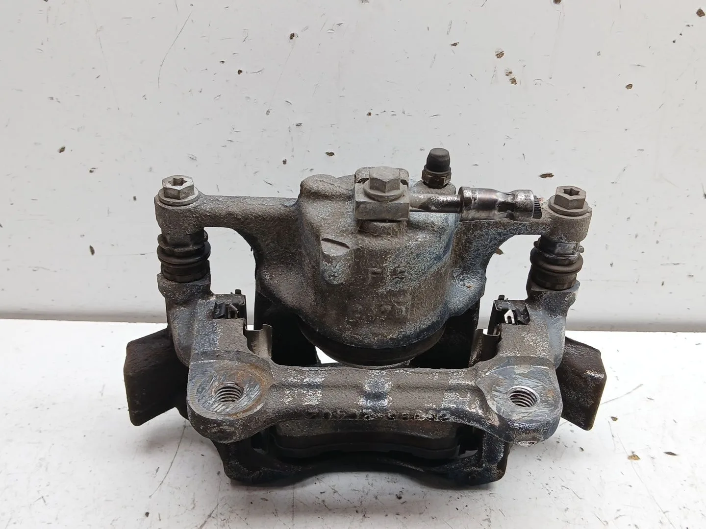 Pinza Freno Delantera Derecha para Ford Puma (J2K, Cf7)
