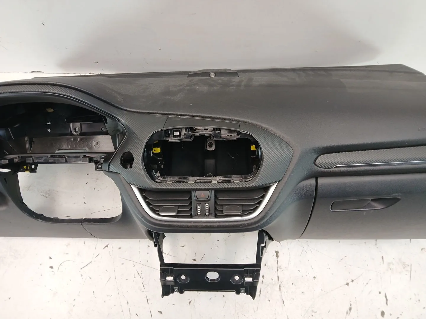 Salpicadero para Ford Puma (J2K, Cf7)