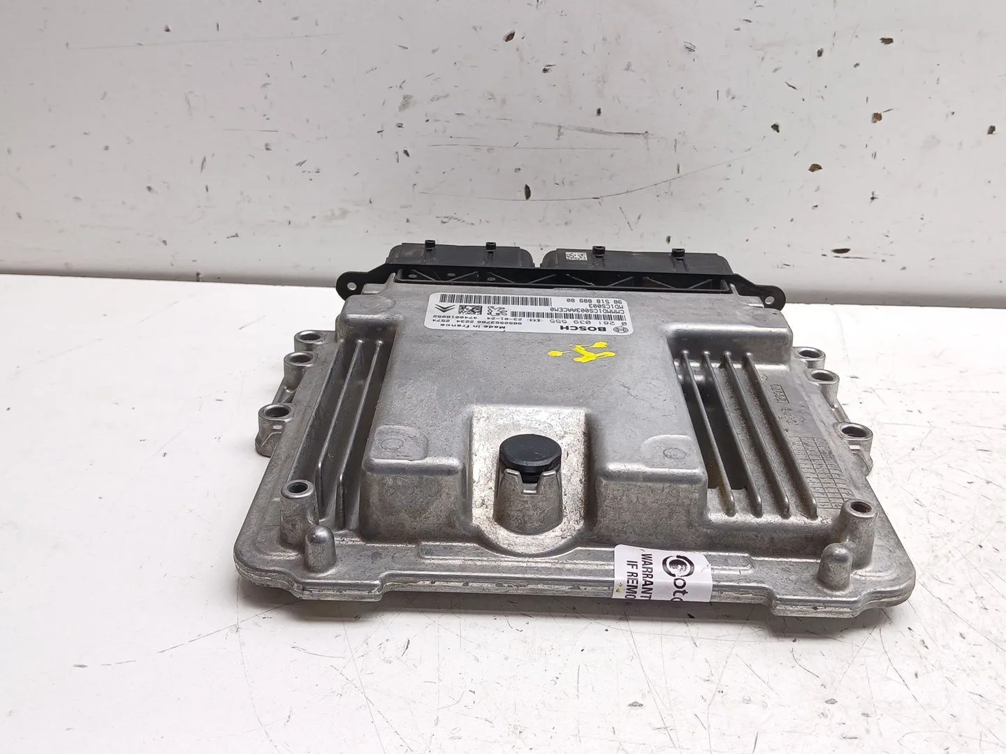 Centralita Motor Uce para Opel Combo E Tour / Life (K9)