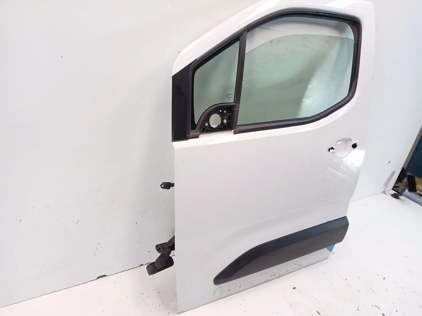 Puerta Delantera Izquierda para Opel Combo E Tour / Life (K9)