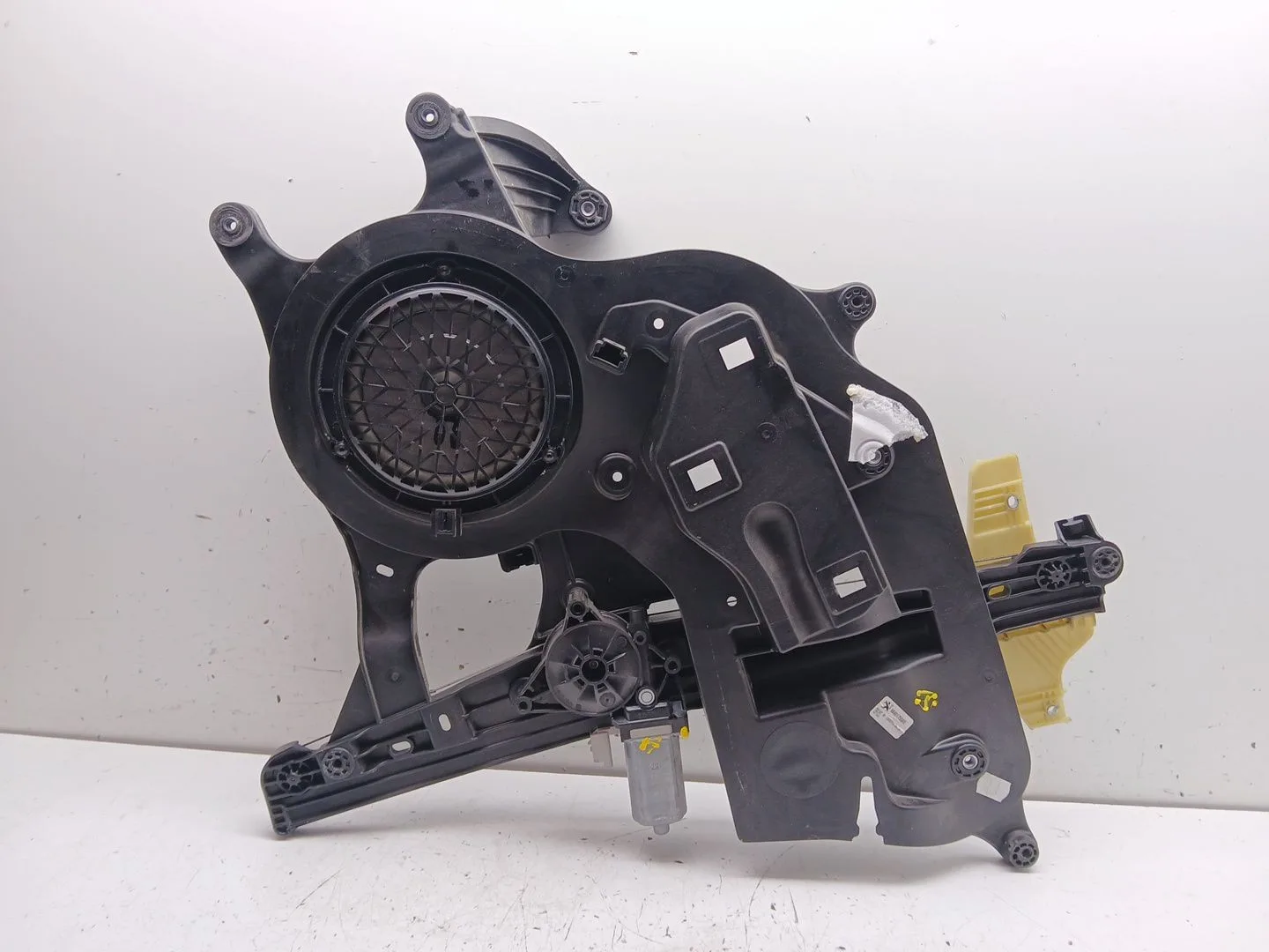 Elevalunas Delantero Derecho para Opel Combo E Tour / Life (K9)