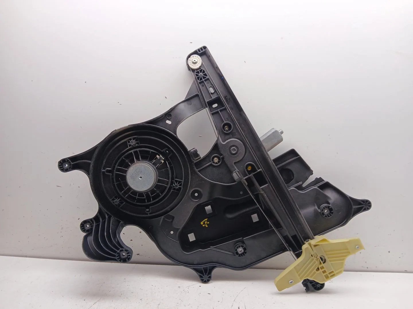 Elevalunas Delantero Derecho para Opel Combo E Tour / Life (K9)