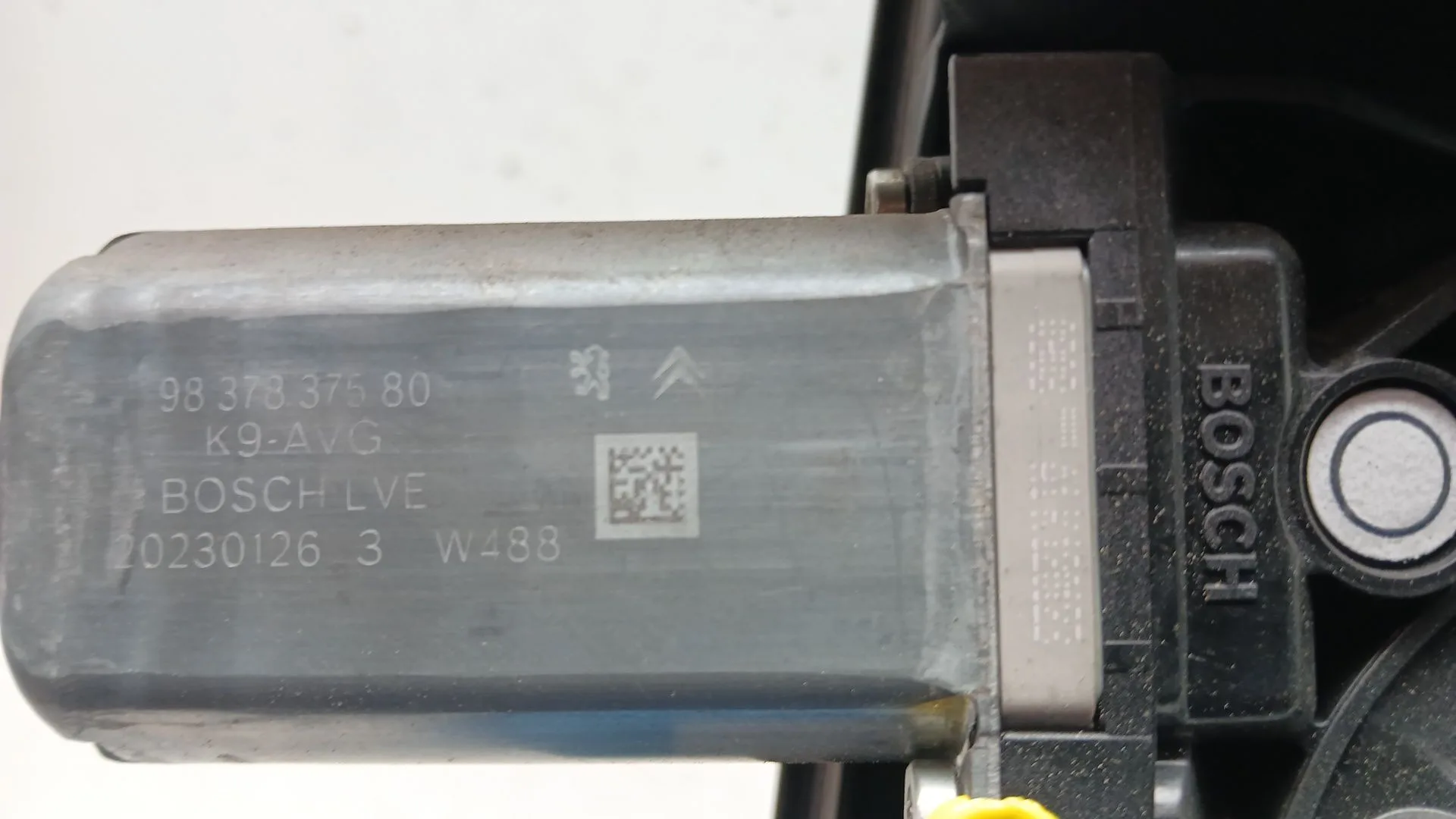 Elevalunas Delantero Izquierdo para Opel Combo E Tour / Life (K9)