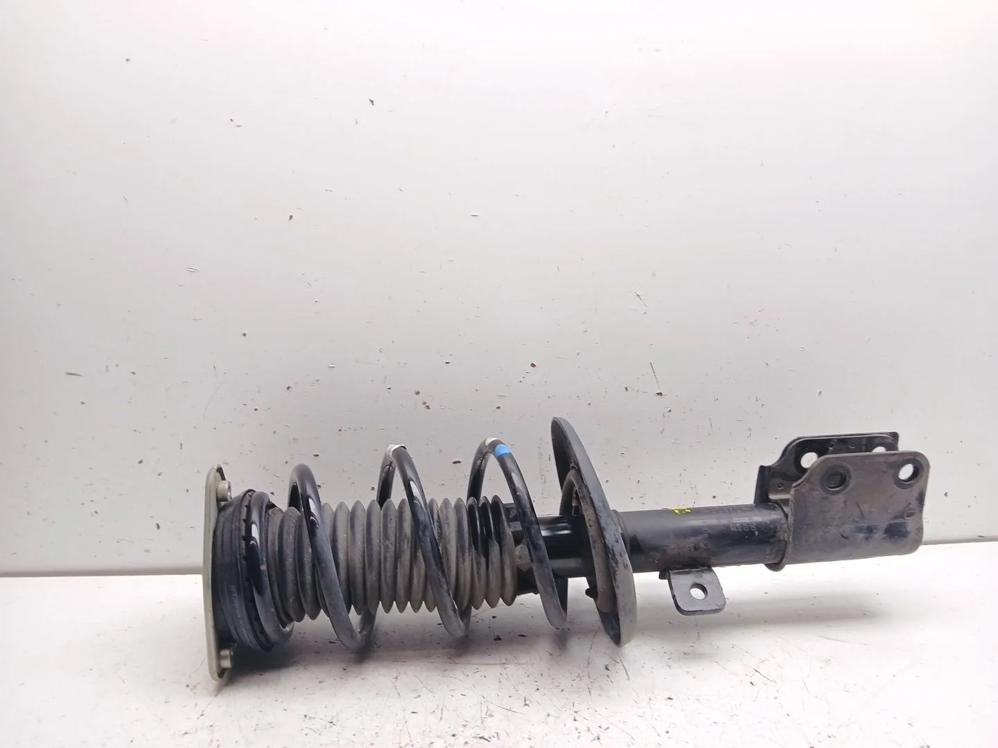 Amortiguador Delantero Derecho para Opel Combo E Tour / Life (K9)