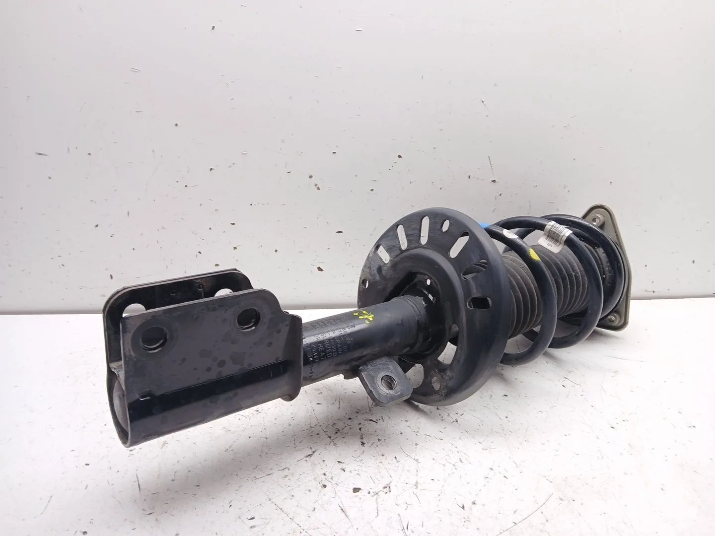 Amortiguador Delantero Derecho para Opel Combo E Tour / Life (K9)