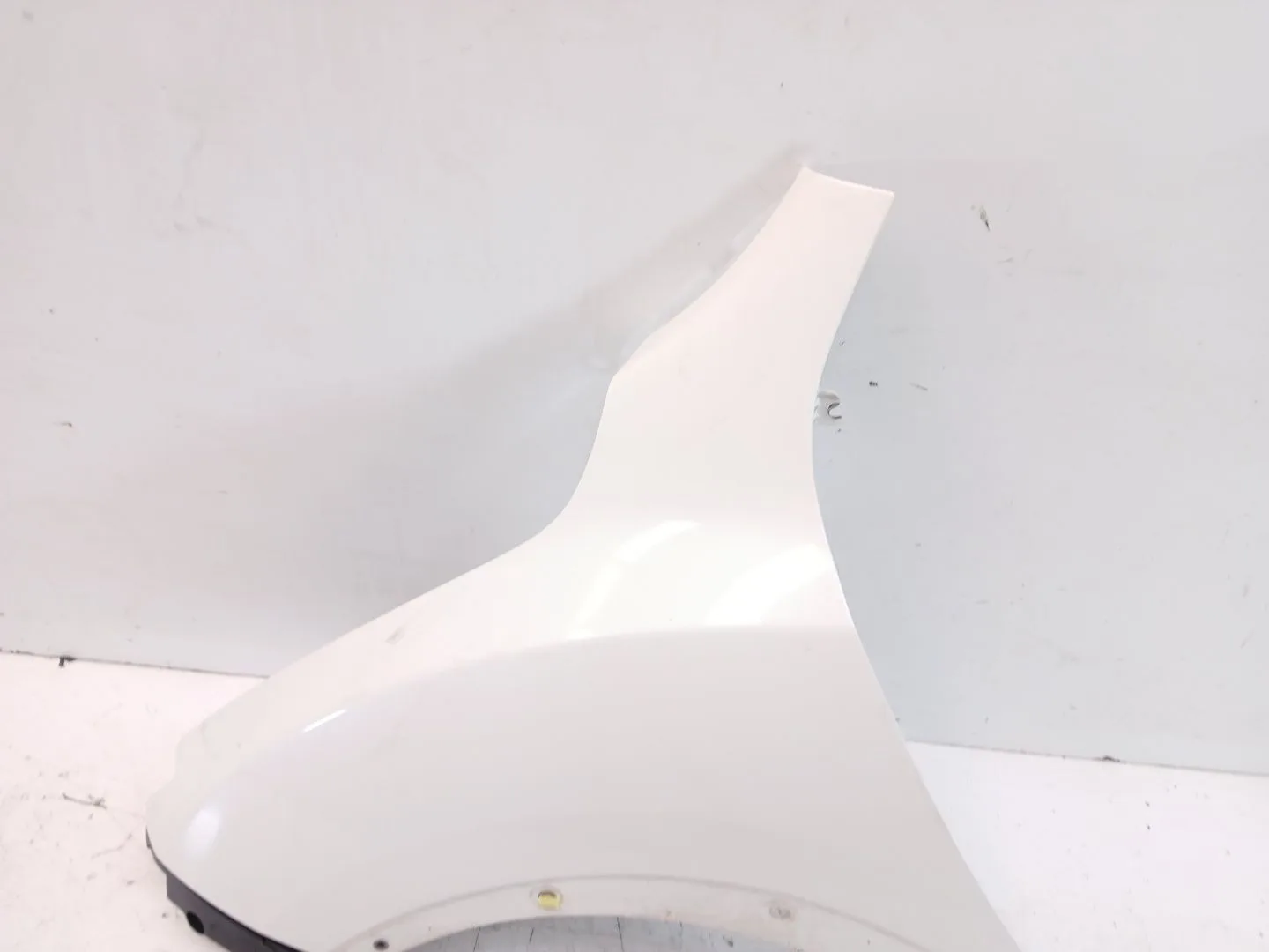 Aleta Delantera Izquierda para Nissan Juke (F15)