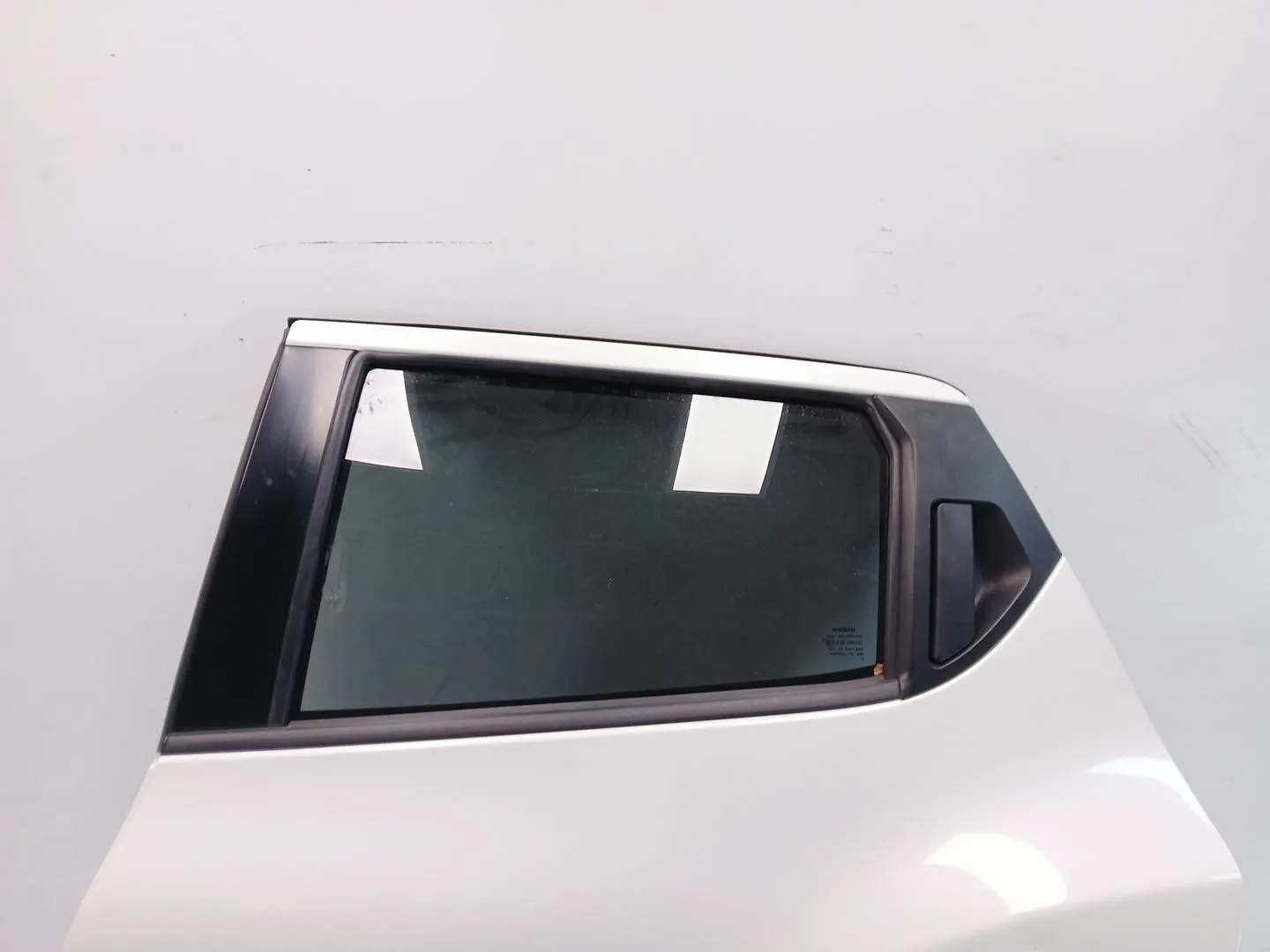Puerta Trasera Izquierda para Nissan Juke (F15)
