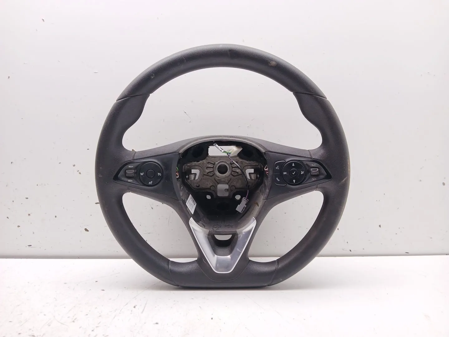 Volante para Opel Combo E Tour / Life (K9)