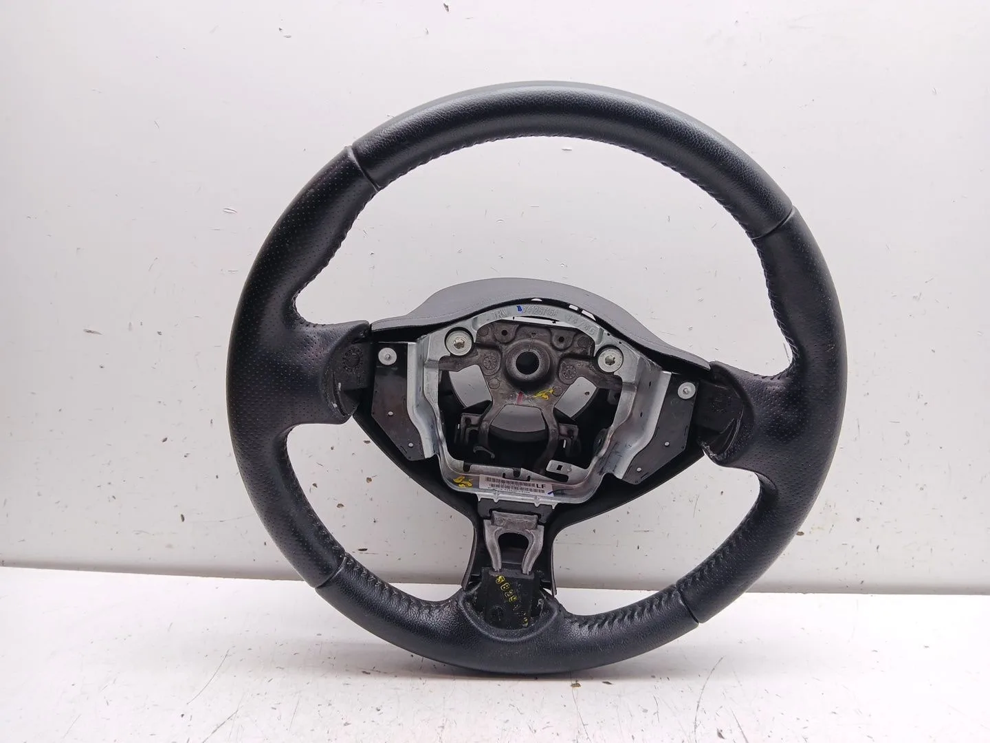 Volante para Nissan Juke (F15)